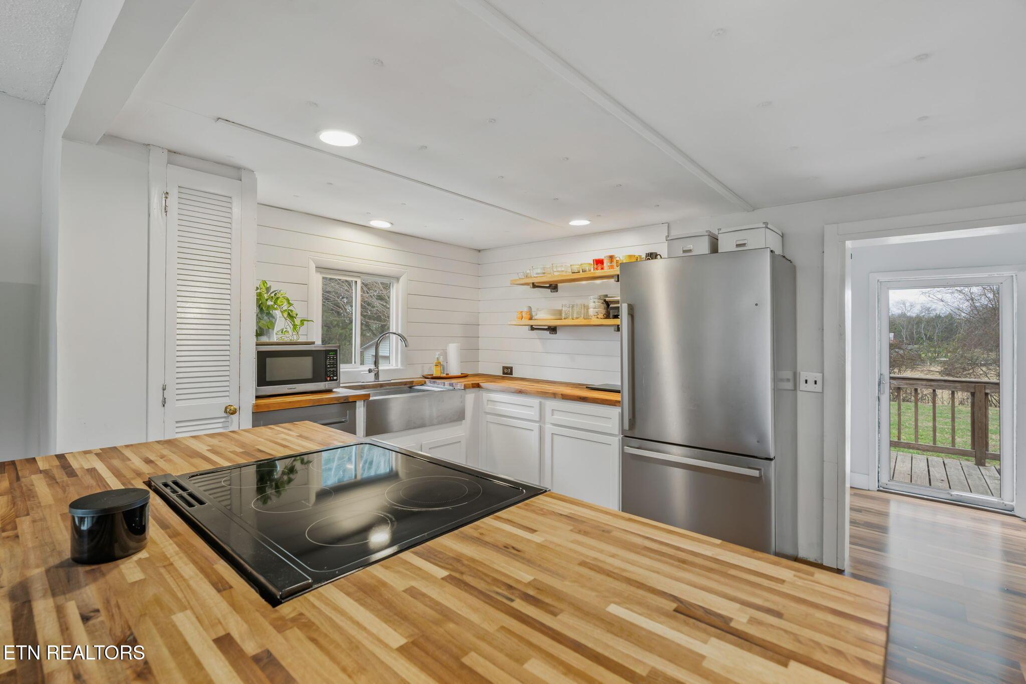 852 Collie Cove Court, Friendsville, TN - Fort Loudoun and Tellico Lake Real Estate - Image# 16