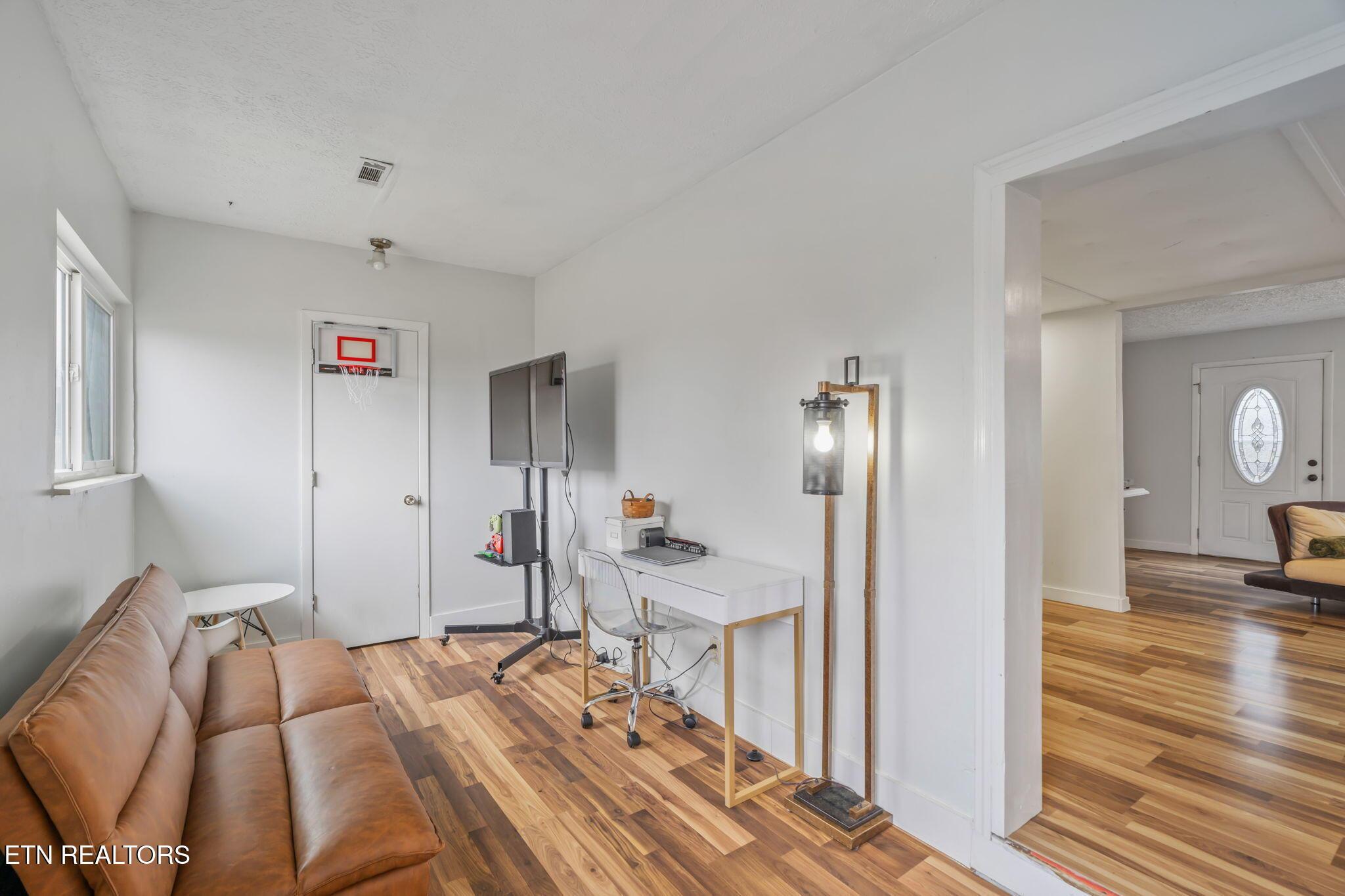 852 Collie Cove Court, Friendsville, TN - Fort Loudoun and Tellico Lake Real Estate - Image# 18