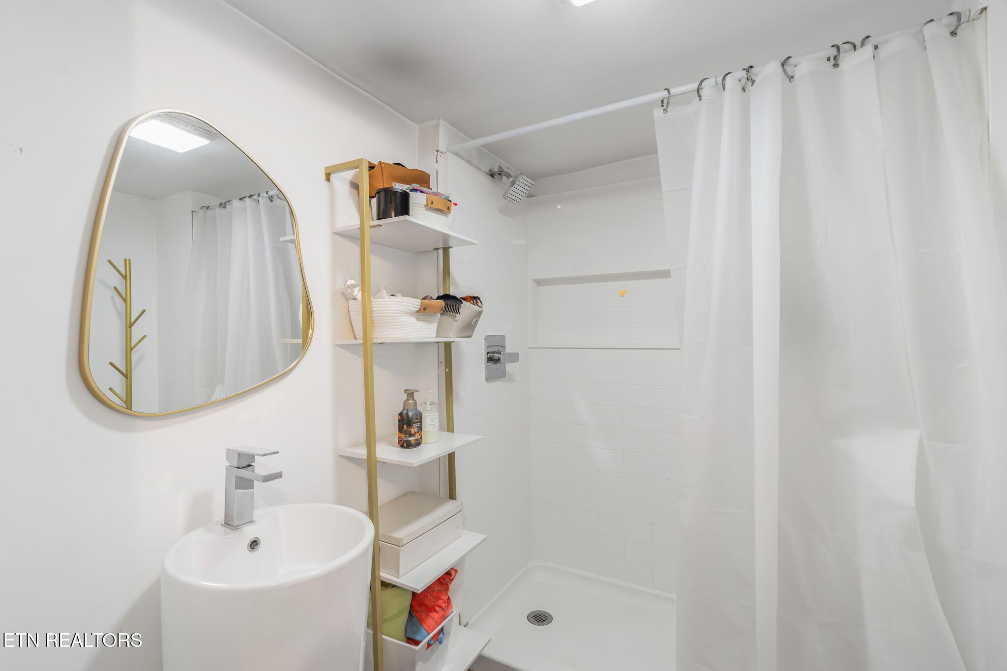 852 Collie Cove Court, Friendsville, TN - Fort Loudoun and Tellico Lake Real Estate - Image# 22