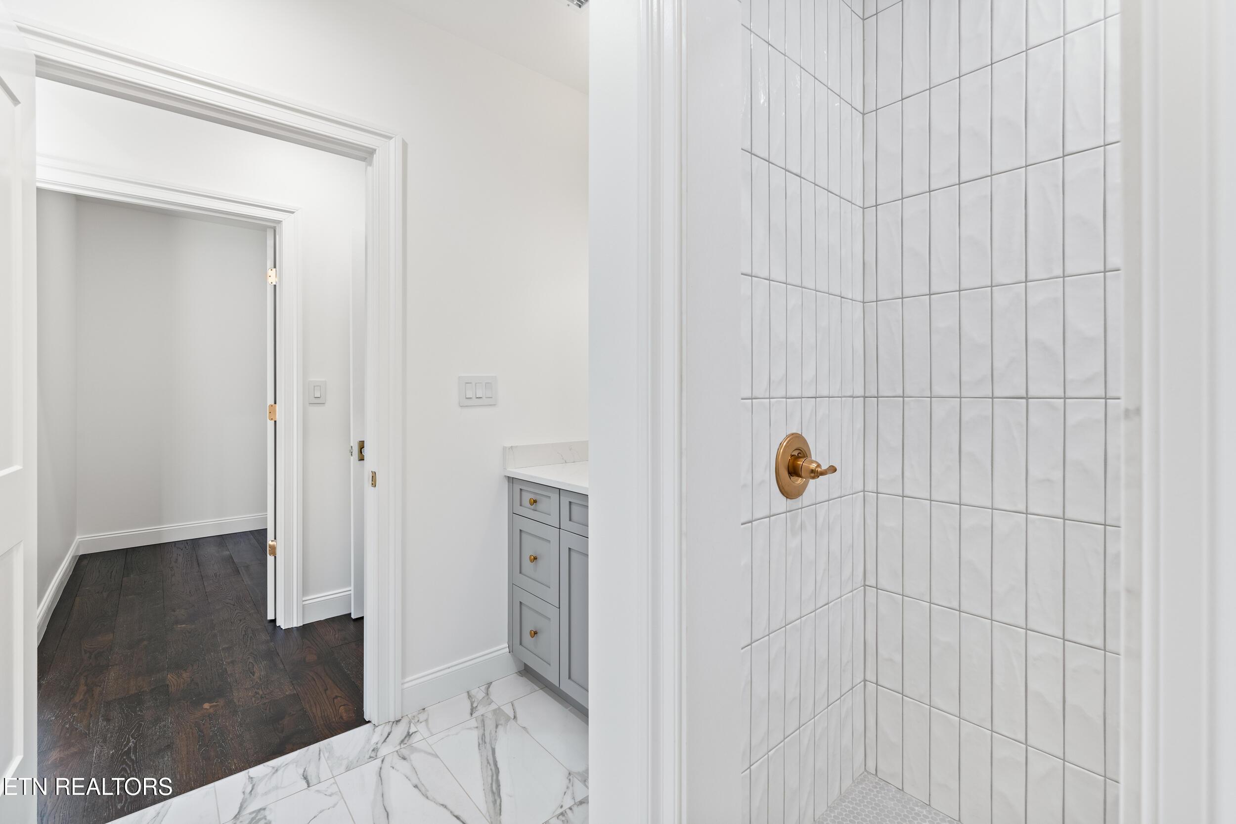 1521 Cherokee Blvd, Knoxville, TN - Fort Loudoun and Tellico Lake Real Estate - Image# 32