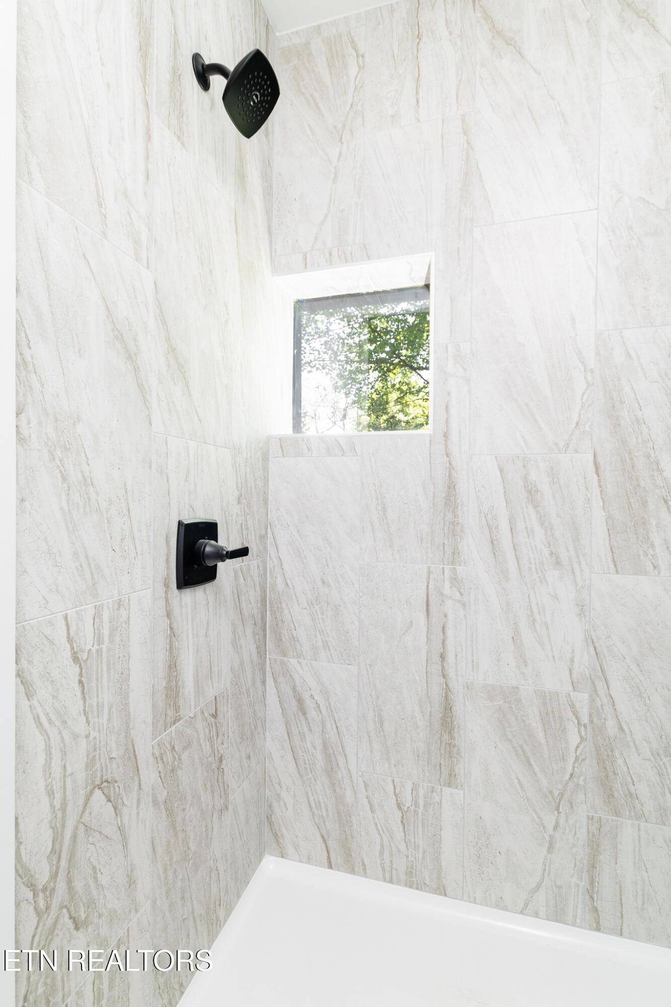 4042 Riverpoint Way, Louisville, TN - Fort Loudoun and Tellico Lake Real Estate - Image# 20