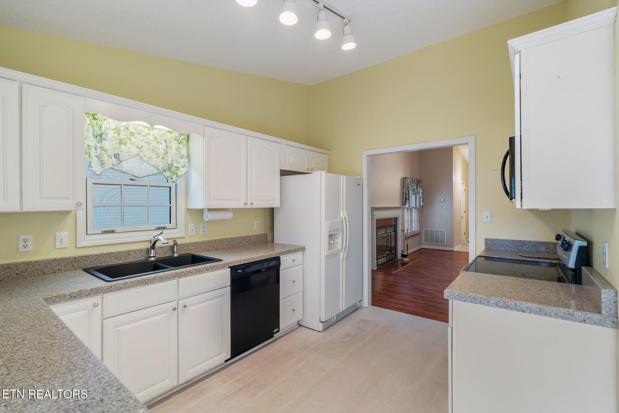 314 Dilegwa Way, Loudon, TN - Fort Loudoun and Tellico Lake Real Estate - Image# 8