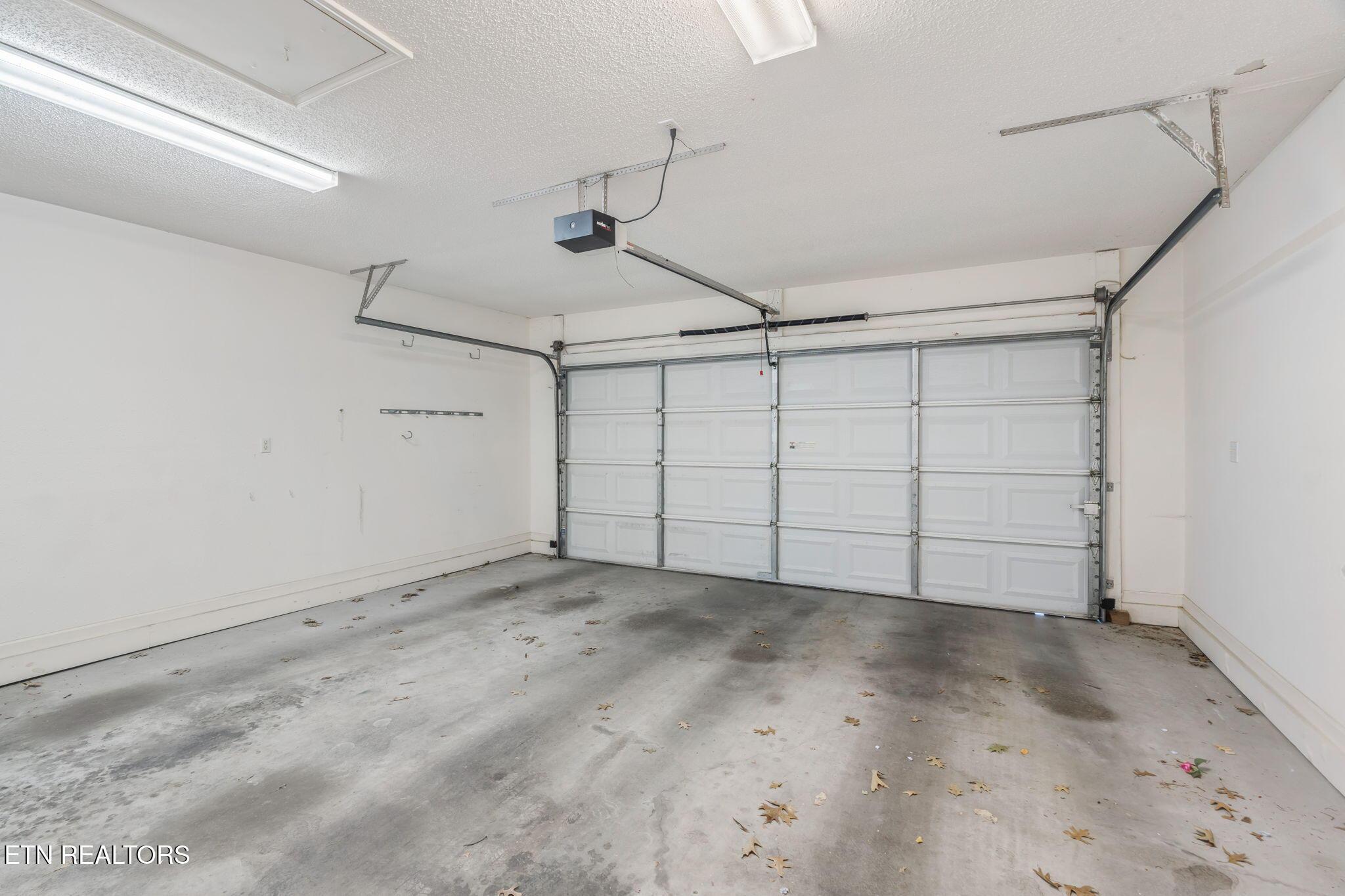 314 Dilegwa Way, Loudon, TN - Fort Loudoun and Tellico Lake Real Estate - Image# 38