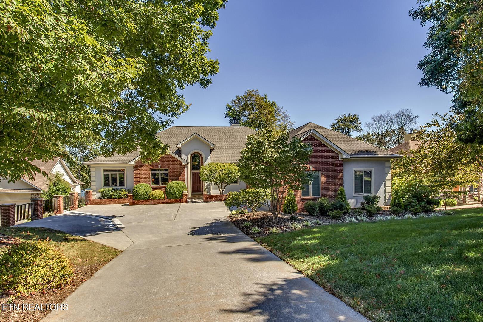 410 Catoosa Lane, Loudon, TN - Fort Loudoun and Tellico Lake Real Estate - Image# 1