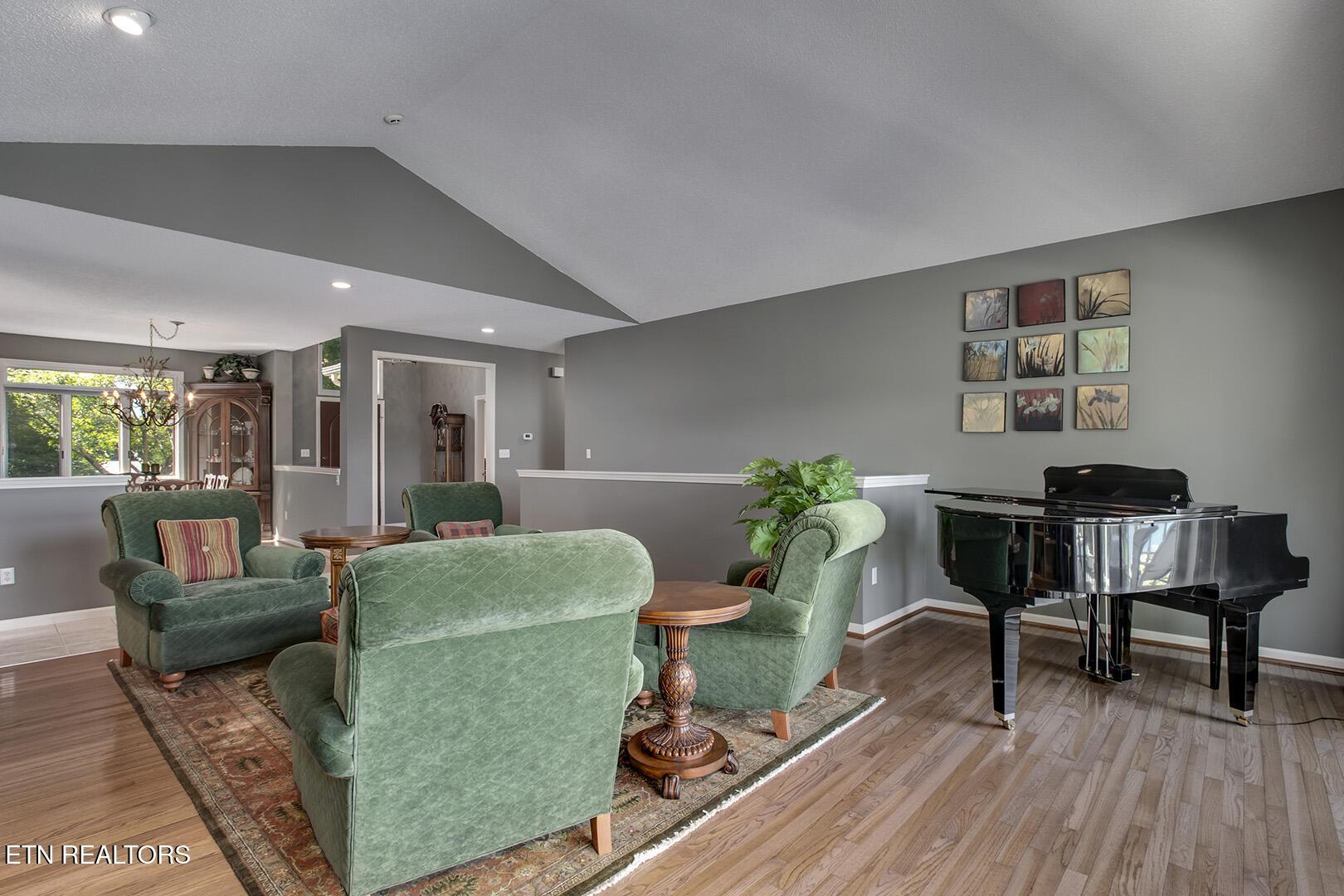 410 Catoosa Lane, Loudon, TN - Fort Loudoun and Tellico Lake Real Estate - Image# 12