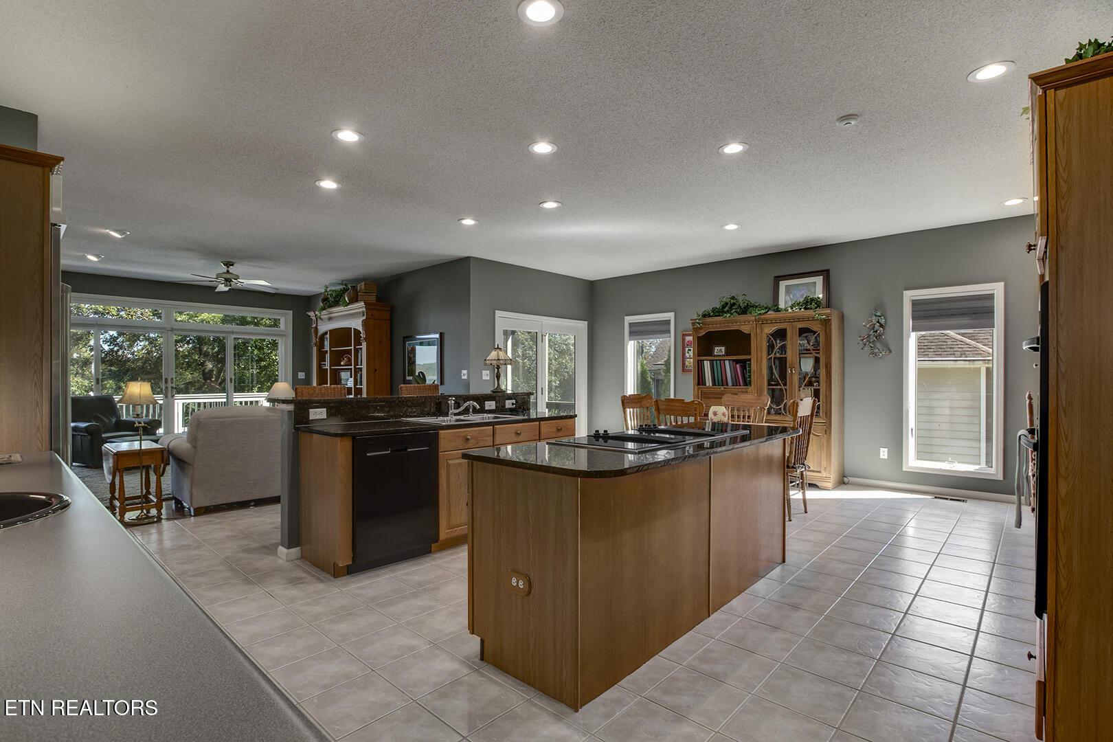 410 Catoosa Lane, Loudon, TN - Fort Loudoun and Tellico Lake Real Estate - Image# 24