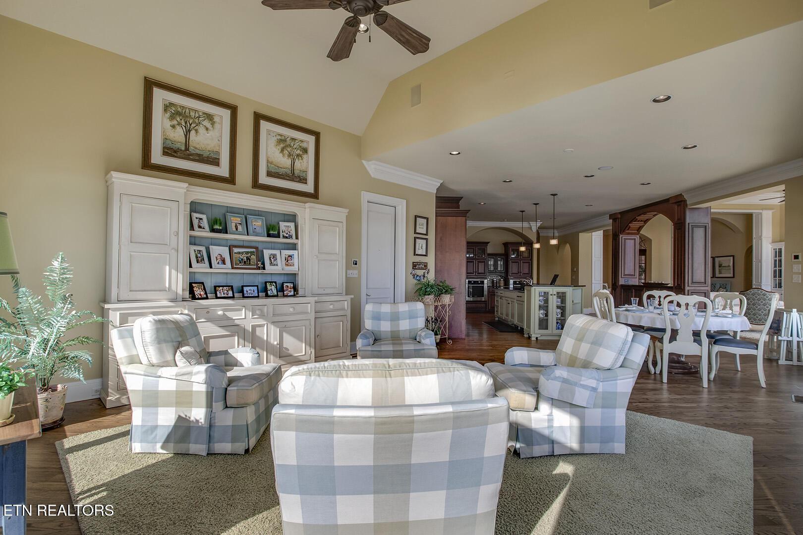 204 Tuscarora Lane, Loudon, TN - Fort Loudoun and Tellico Lake Real Estate - Image# 21