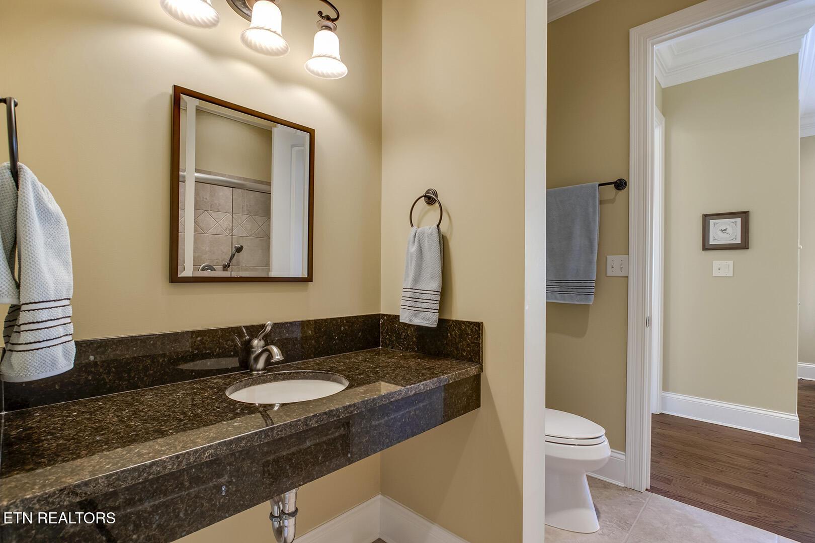 204 Tuscarora Lane, Loudon, TN - Fort Loudoun and Tellico Lake Real Estate - Image# 36