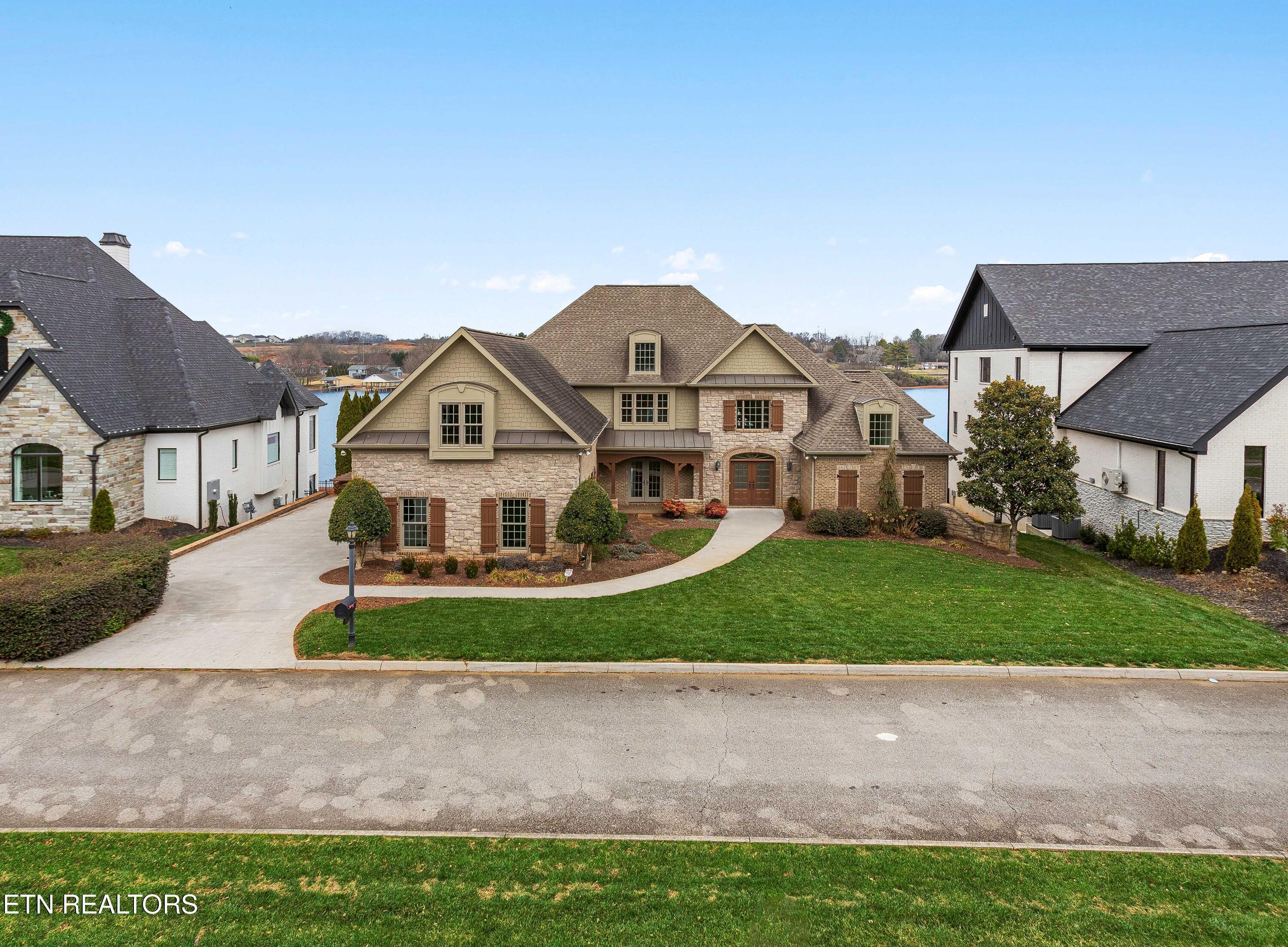 1403 Charlottesville Blvd, Knoxville, TN - Fort Loudoun and Tellico Lake Real Estate - Image# 2