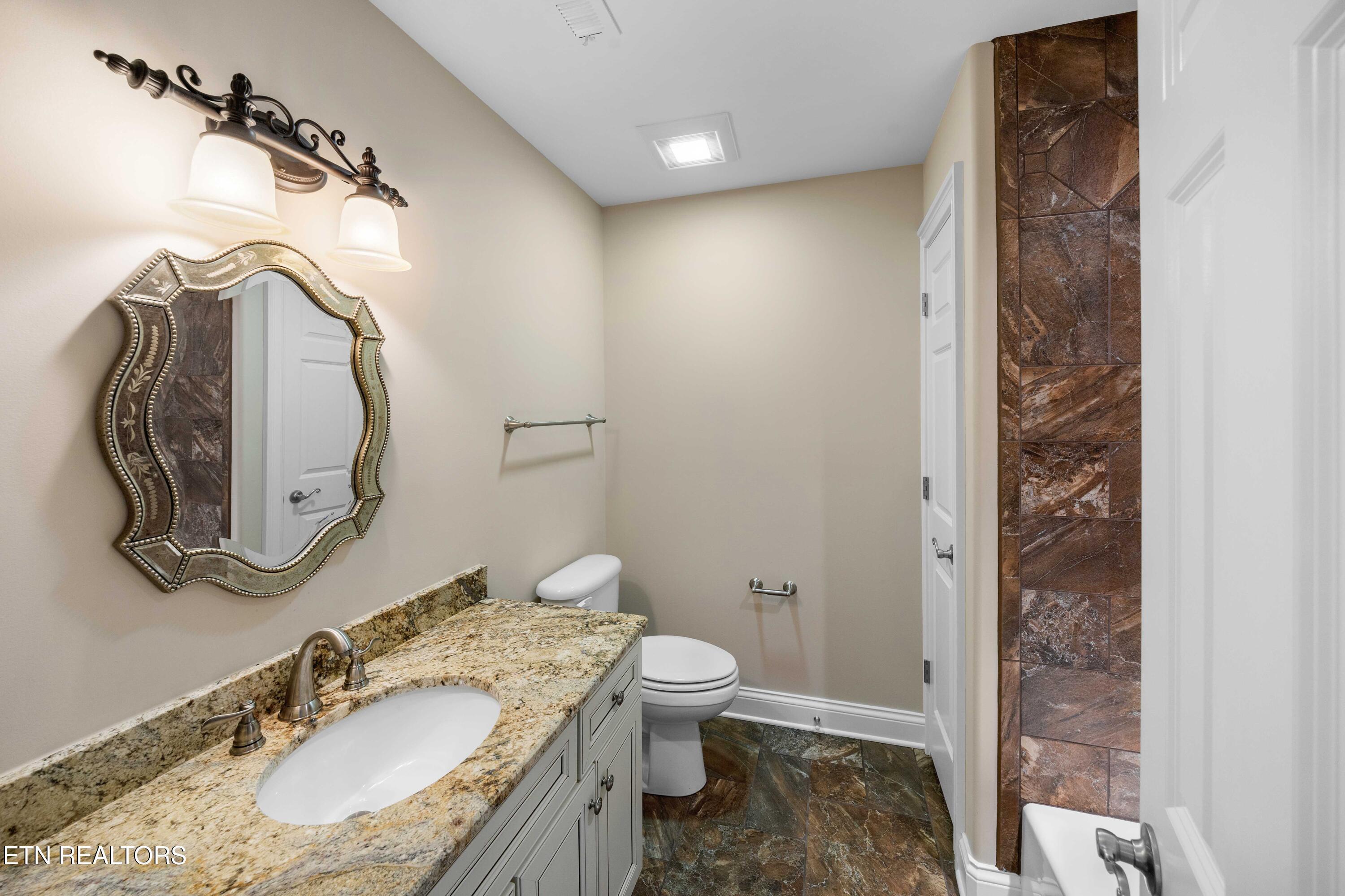 1403 Charlottesville Blvd, Knoxville, TN - Fort Loudoun and Tellico Lake Real Estate - Image# 41