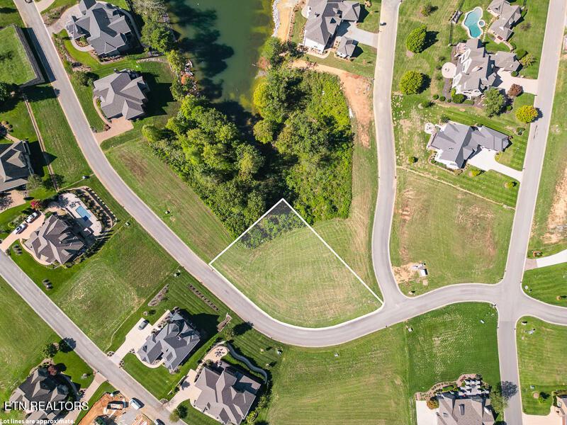 2030 Marina Way, Lenoir City, TN - Fort Loudoun and Tellico Lake Real Estate - Image# 9