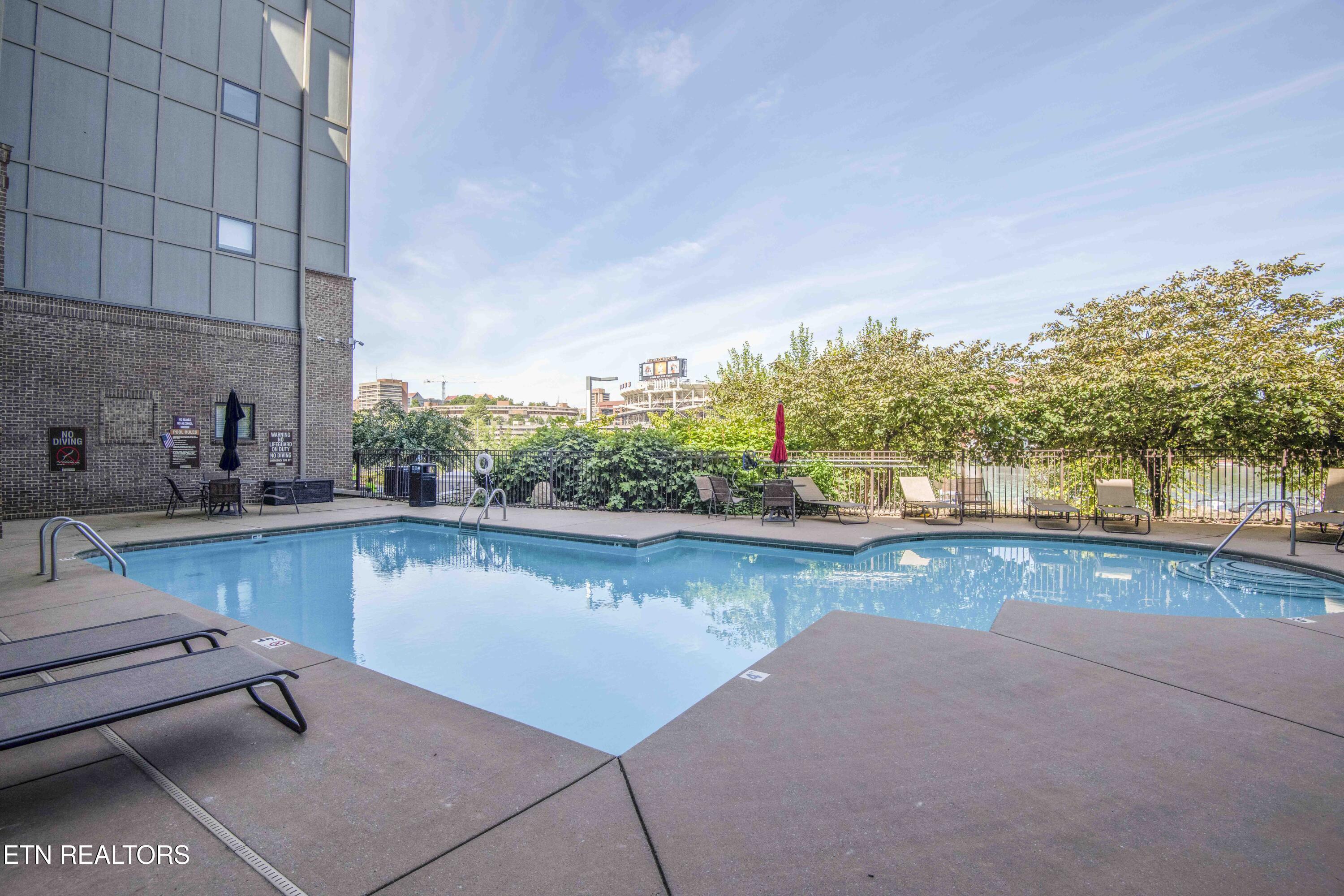 445 W Blount Ave, Knoxville, TN - Fort Loudoun and Tellico Lake Real Estate - Image# 39