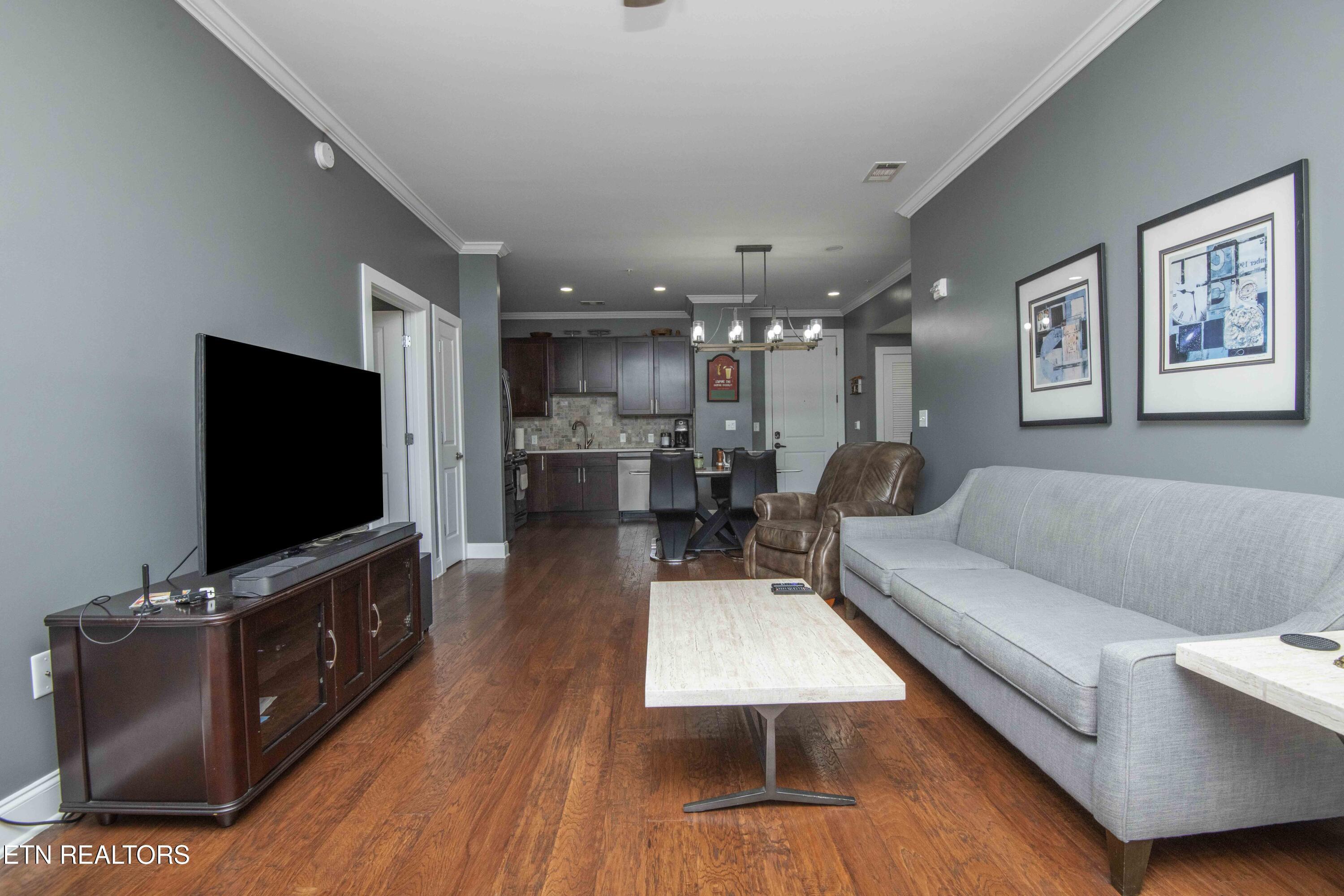 445 W Blount Ave, Knoxville, TN - Fort Loudoun and Tellico Lake Real Estate - Image# 15