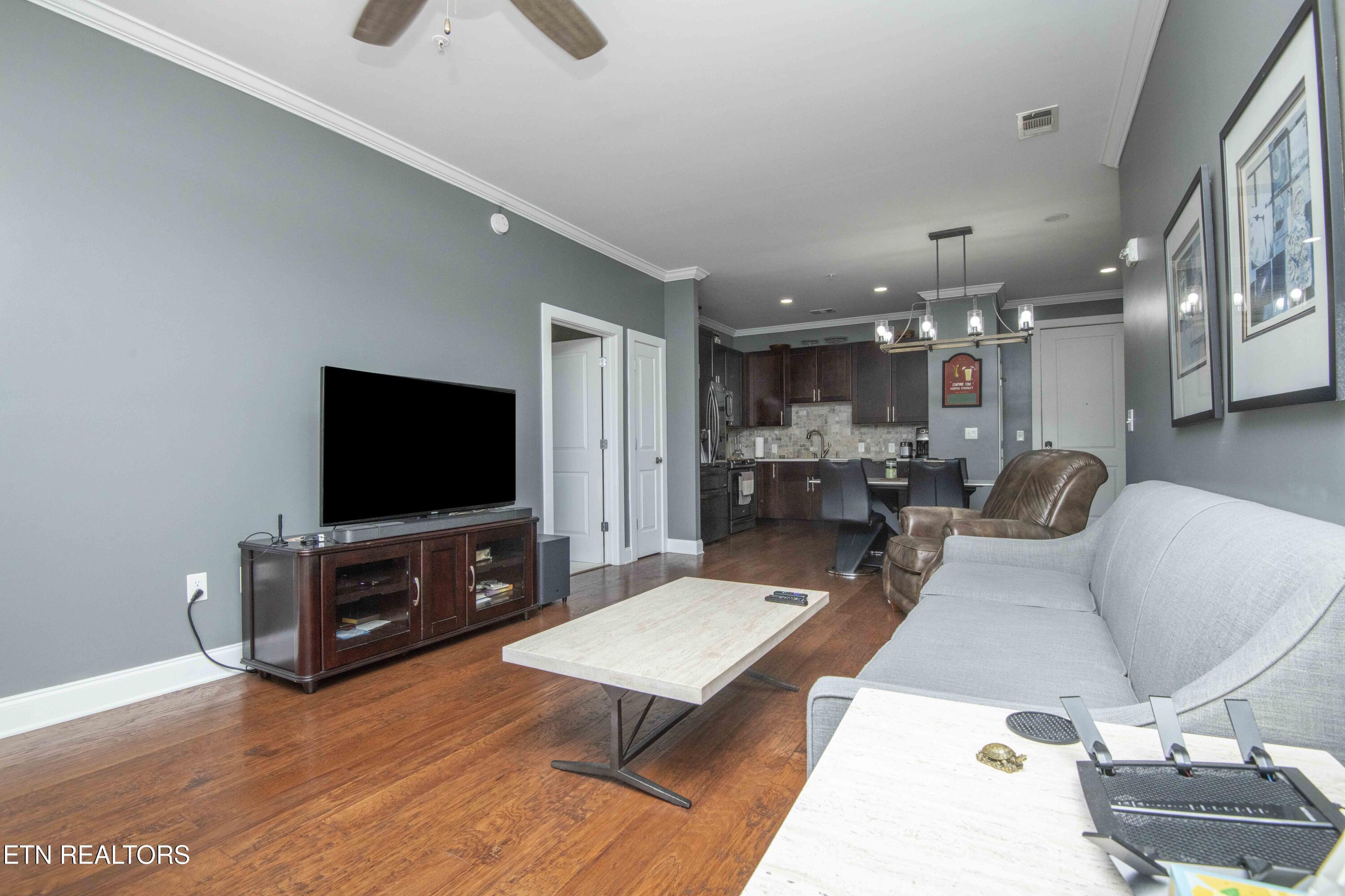 445 W Blount Ave, Knoxville, TN - Fort Loudoun and Tellico Lake Real Estate - Image# 19