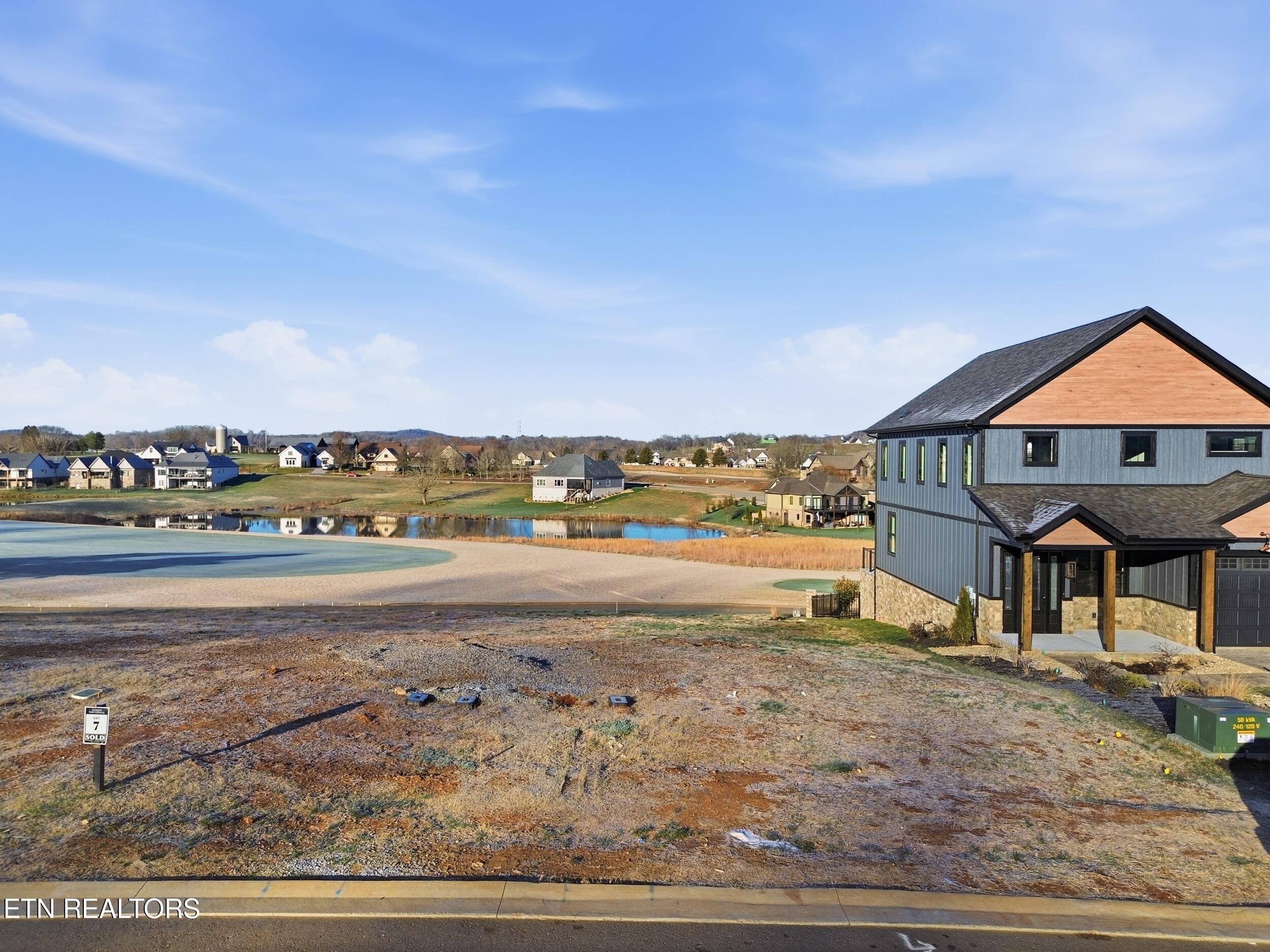 343 Black Bear Circle, Loudon, TN - Fort Loudoun and Tellico Lake Real Estate - Image# 6