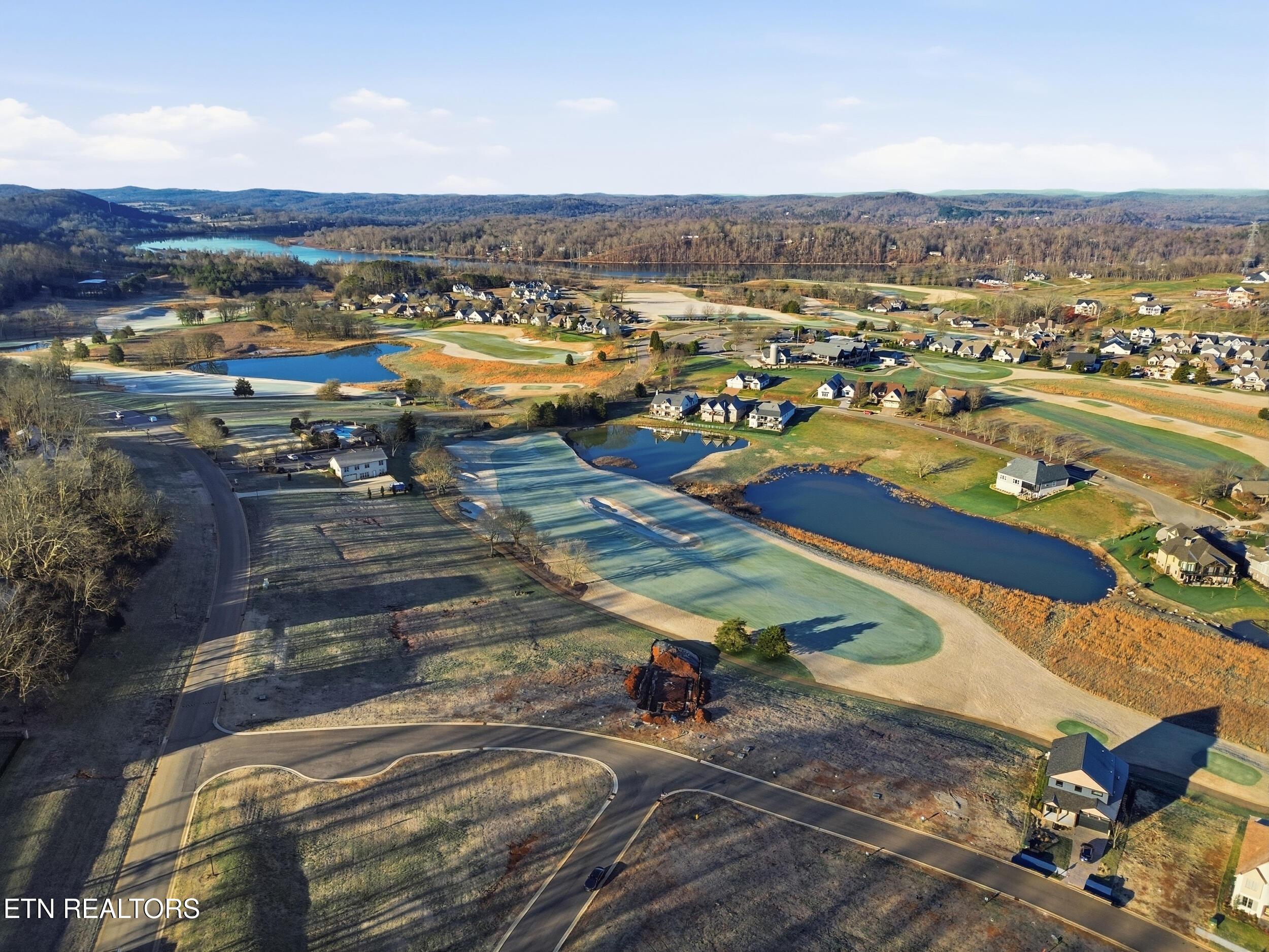 343 Black Bear Circle, Loudon, TN - Fort Loudoun and Tellico Lake Real Estate - Image# 1
