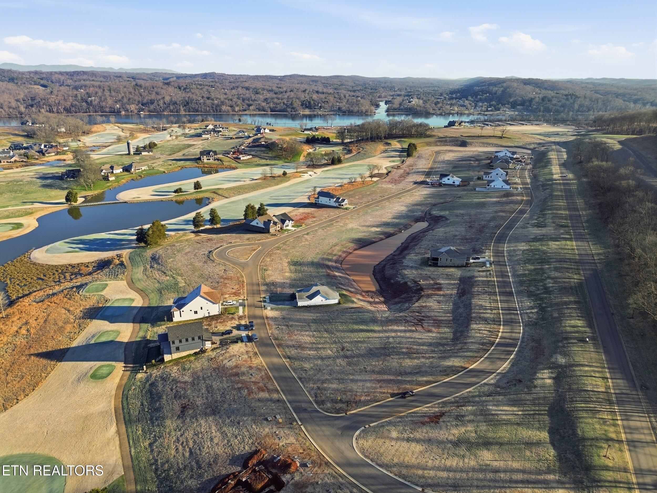 343 Black Bear Circle, Loudon, TN - Fort Loudoun and Tellico Lake Real Estate - Image# 13