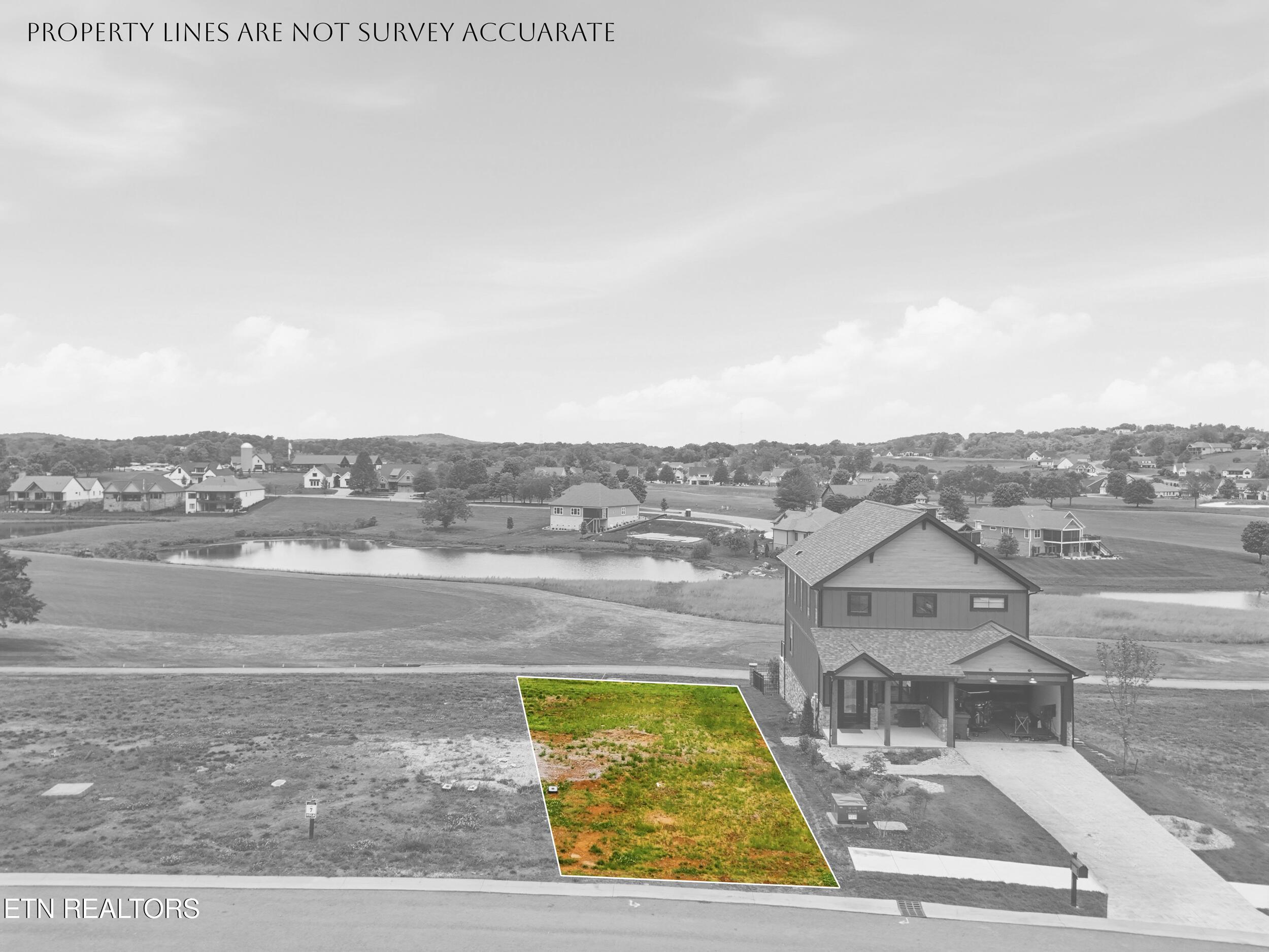 343 Black Bear Circle, Loudon, TN - Fort Loudoun and Tellico Lake Real Estate - Image# 8