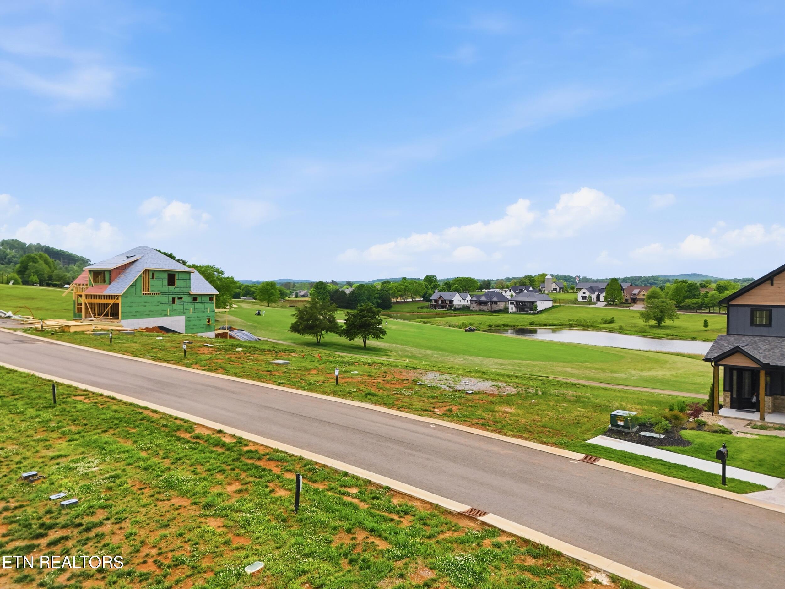 343 Black Bear Circle, Loudon, TN - Fort Loudoun and Tellico Lake Real Estate - Image# 14