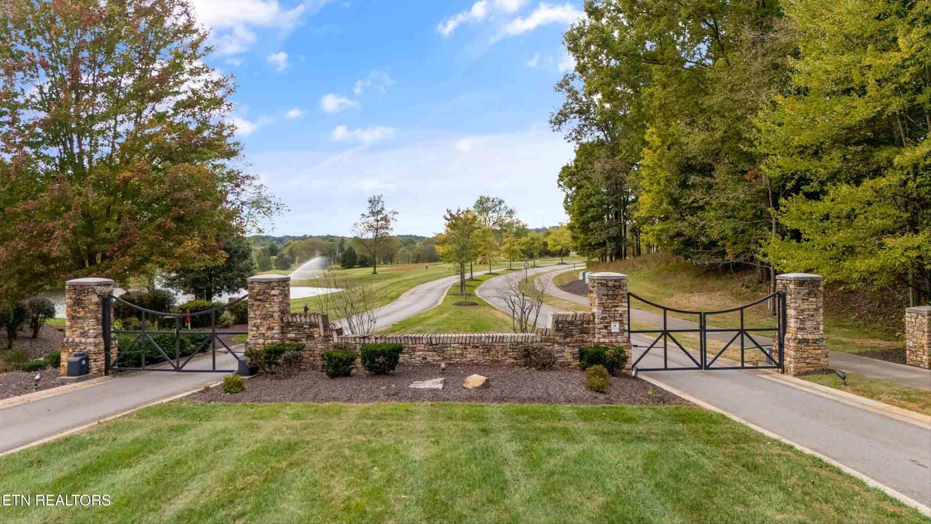 184 Hammock Court, Loudon, TN - Fort Loudoun and Tellico Lake Real Estate - Image# 9