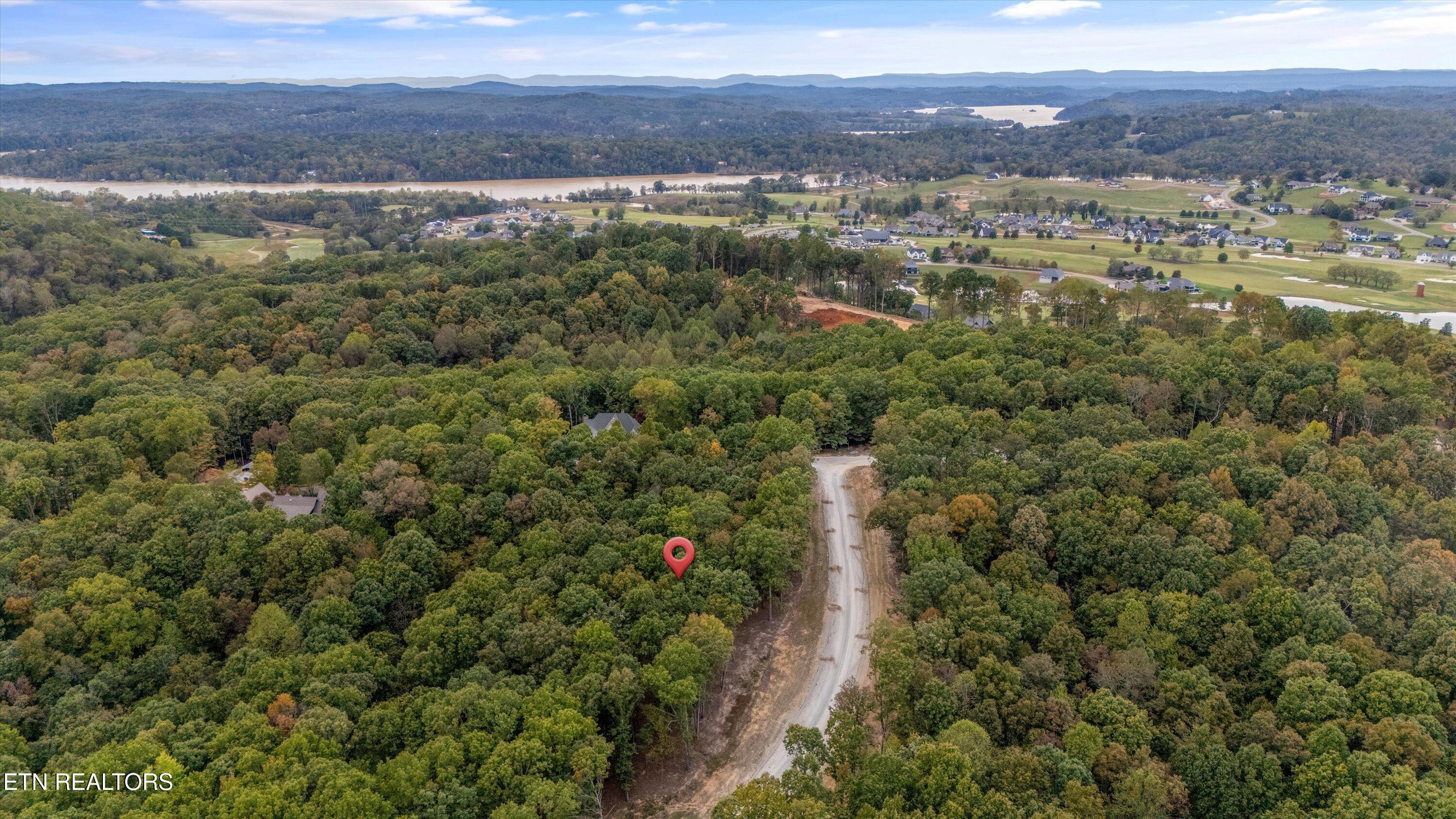 184 Hammock Court, Loudon, TN - Fort Loudoun and Tellico Lake Real Estate - Image# 4