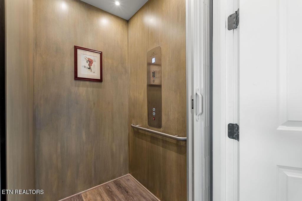 511 Commodore Drive, Lenoir City, TN - Fort Loudoun and Tellico Lake Real Estate - Image# 35