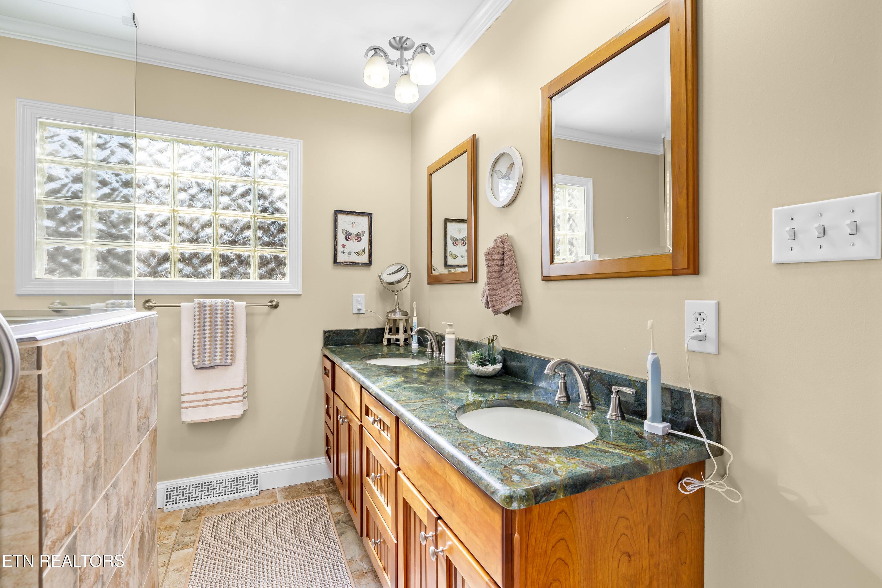 3643 Hood Circle, Louisville, TN - Fort Loudoun and Tellico Lake Real Estate - Image# 23