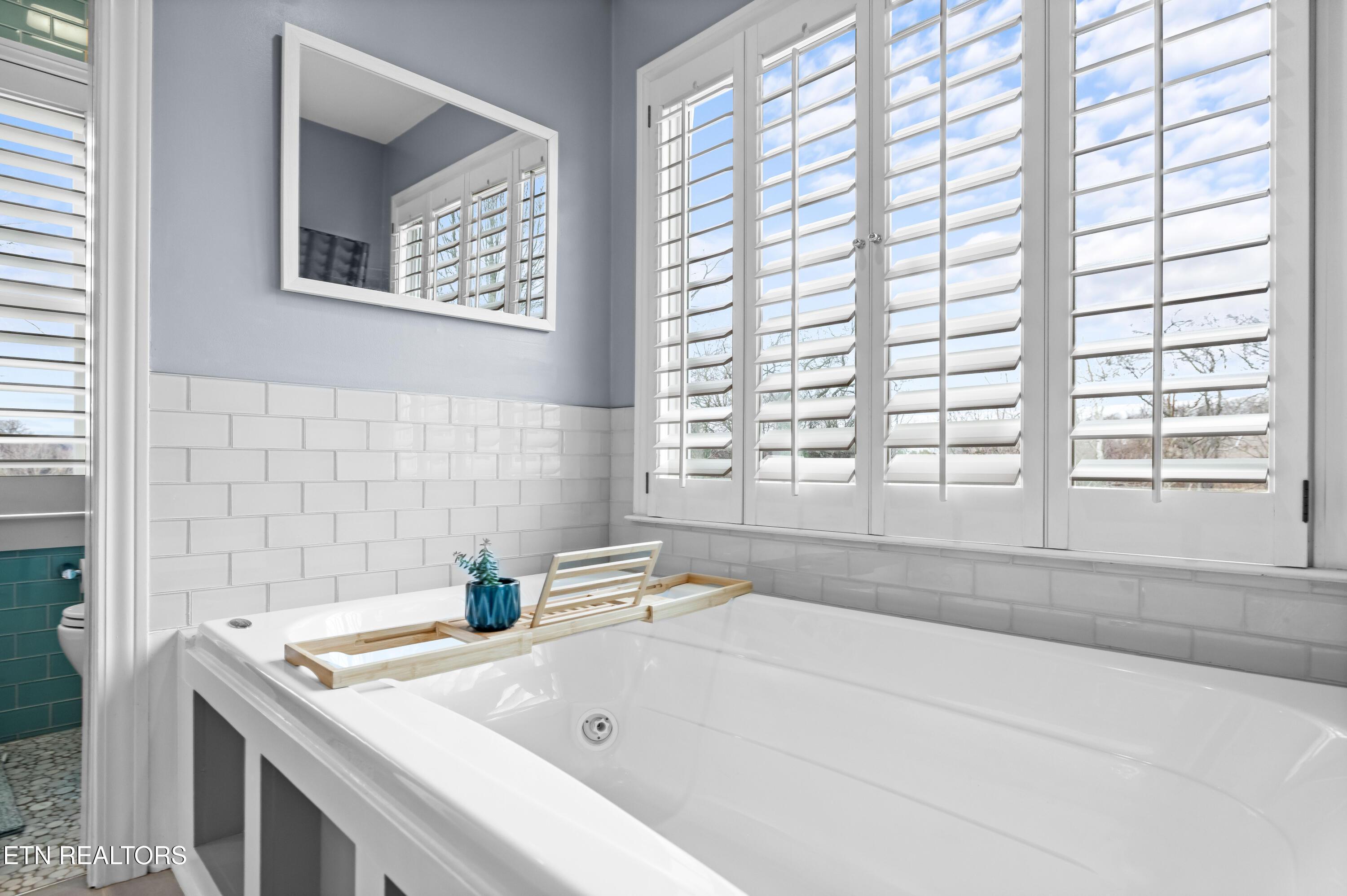 12176 Brookstone Drive, Knoxville, TN - Fort Loudoun and Tellico Lake Real Estate - Image# 34