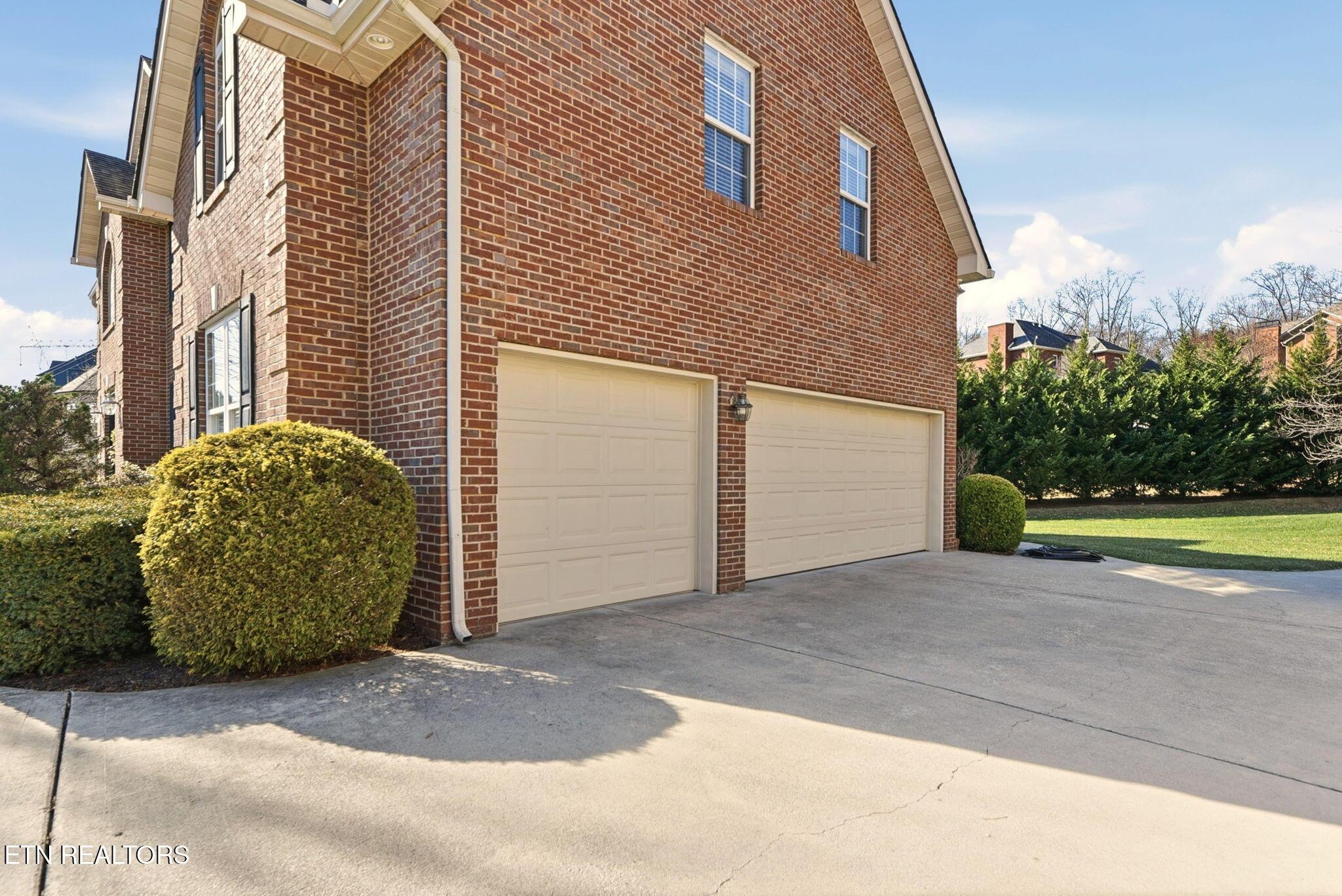 8305 Harbor Cove Drive, Knoxville, TN - Fort Loudoun and Tellico Lake Real Estate - Image# 4