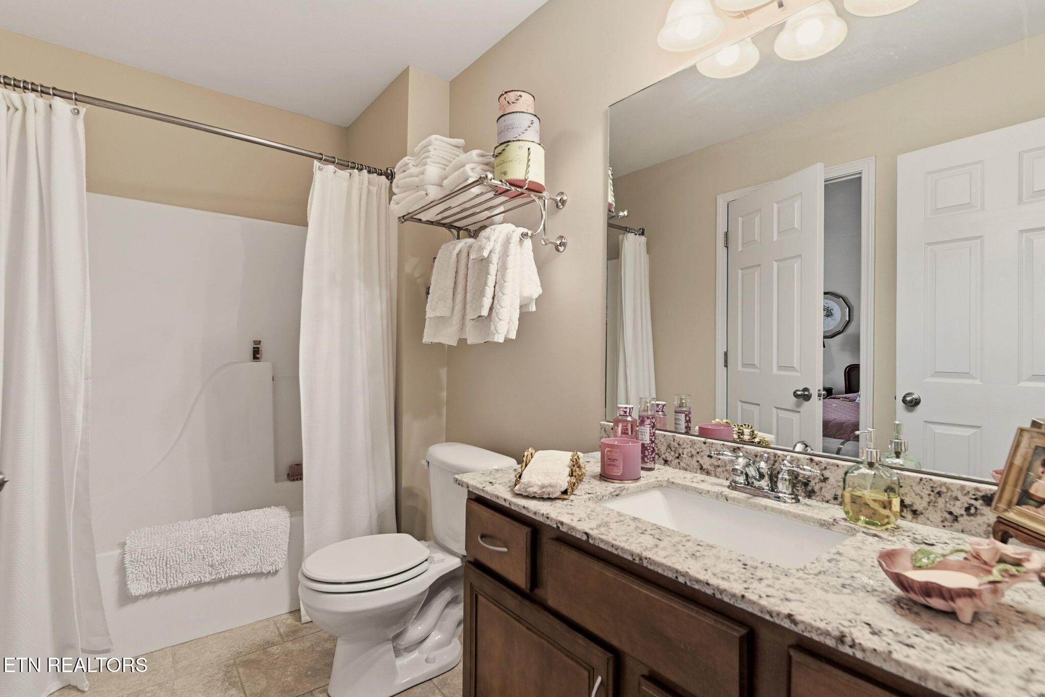 8305 Harbor Cove Drive, Knoxville, TN - Fort Loudoun and Tellico Lake Real Estate - Image# 34