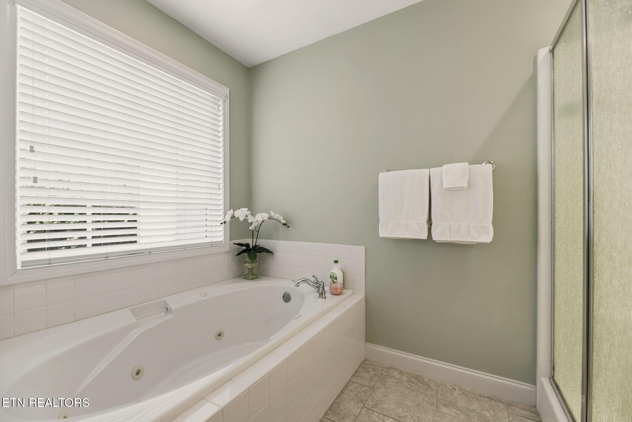 8305 Harbor Cove Drive, Knoxville, TN - Fort Loudoun and Tellico Lake Real Estate - Image# 26