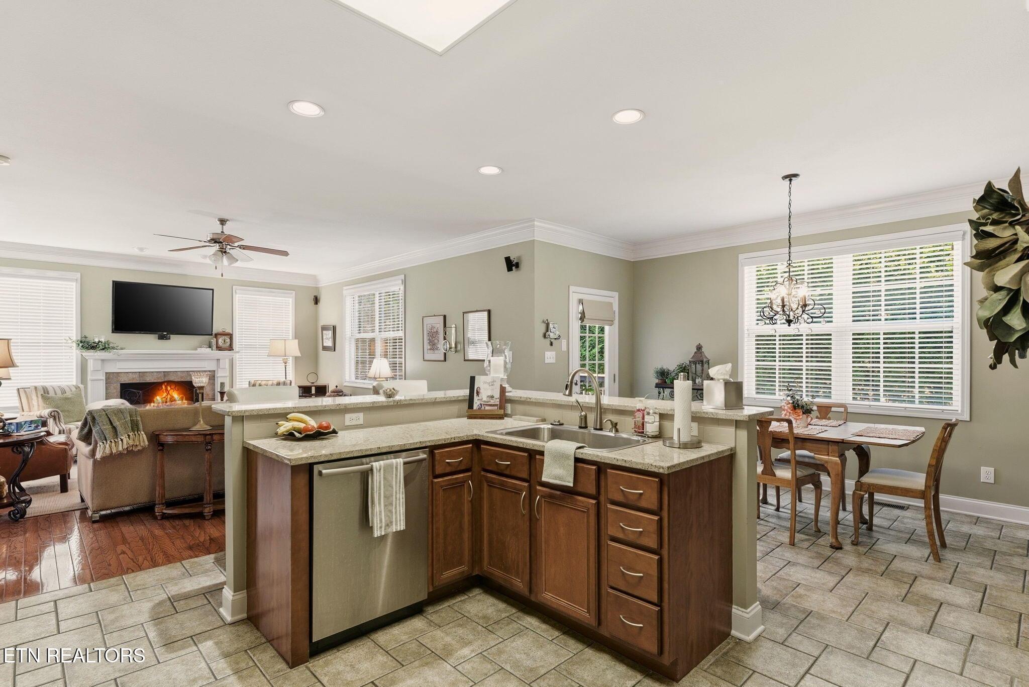 8305 Harbor Cove Drive, Knoxville, TN - Fort Loudoun and Tellico Lake Real Estate - Image# 12