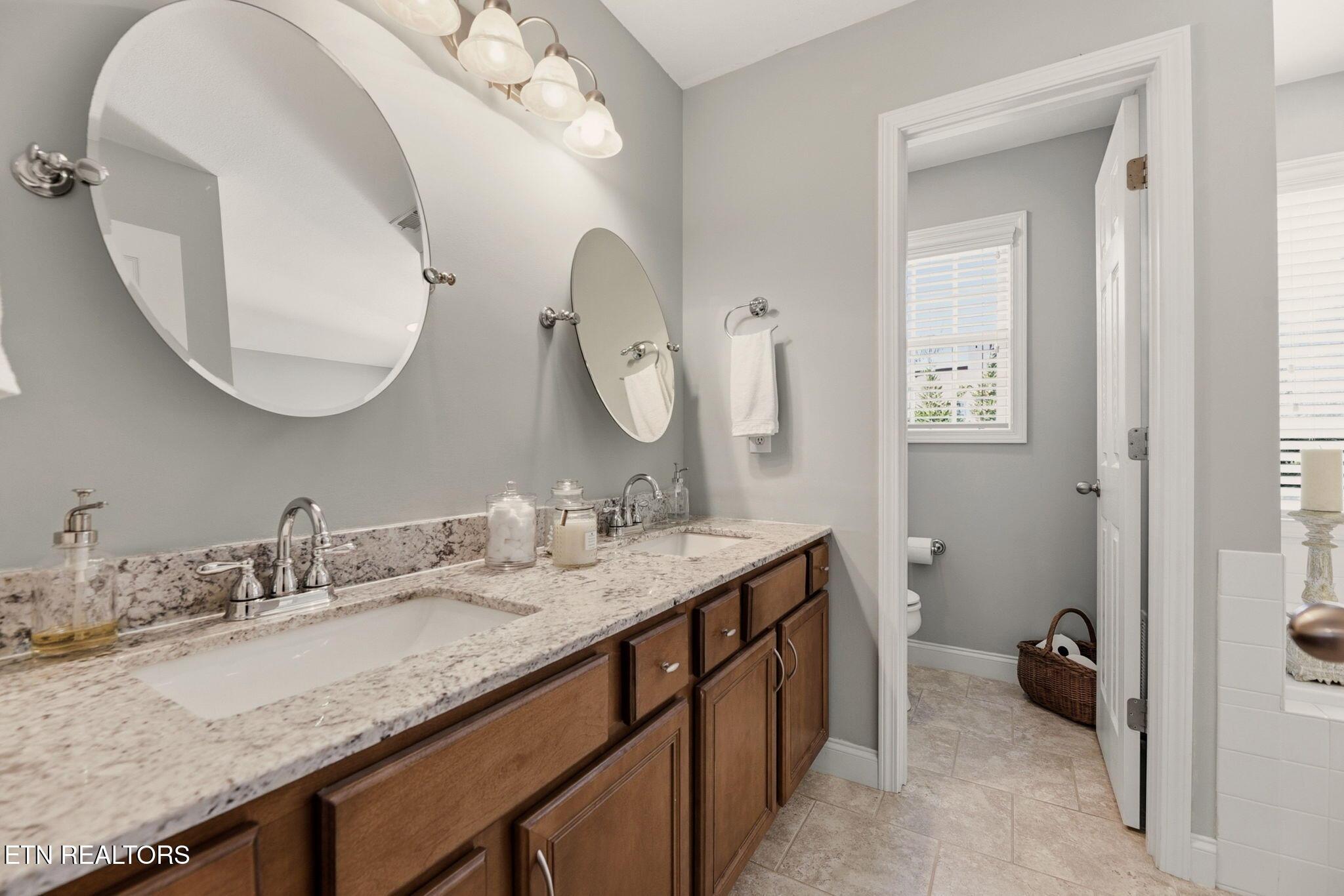 8305 Harbor Cove Drive, Knoxville, TN - Fort Loudoun and Tellico Lake Real Estate - Image# 25