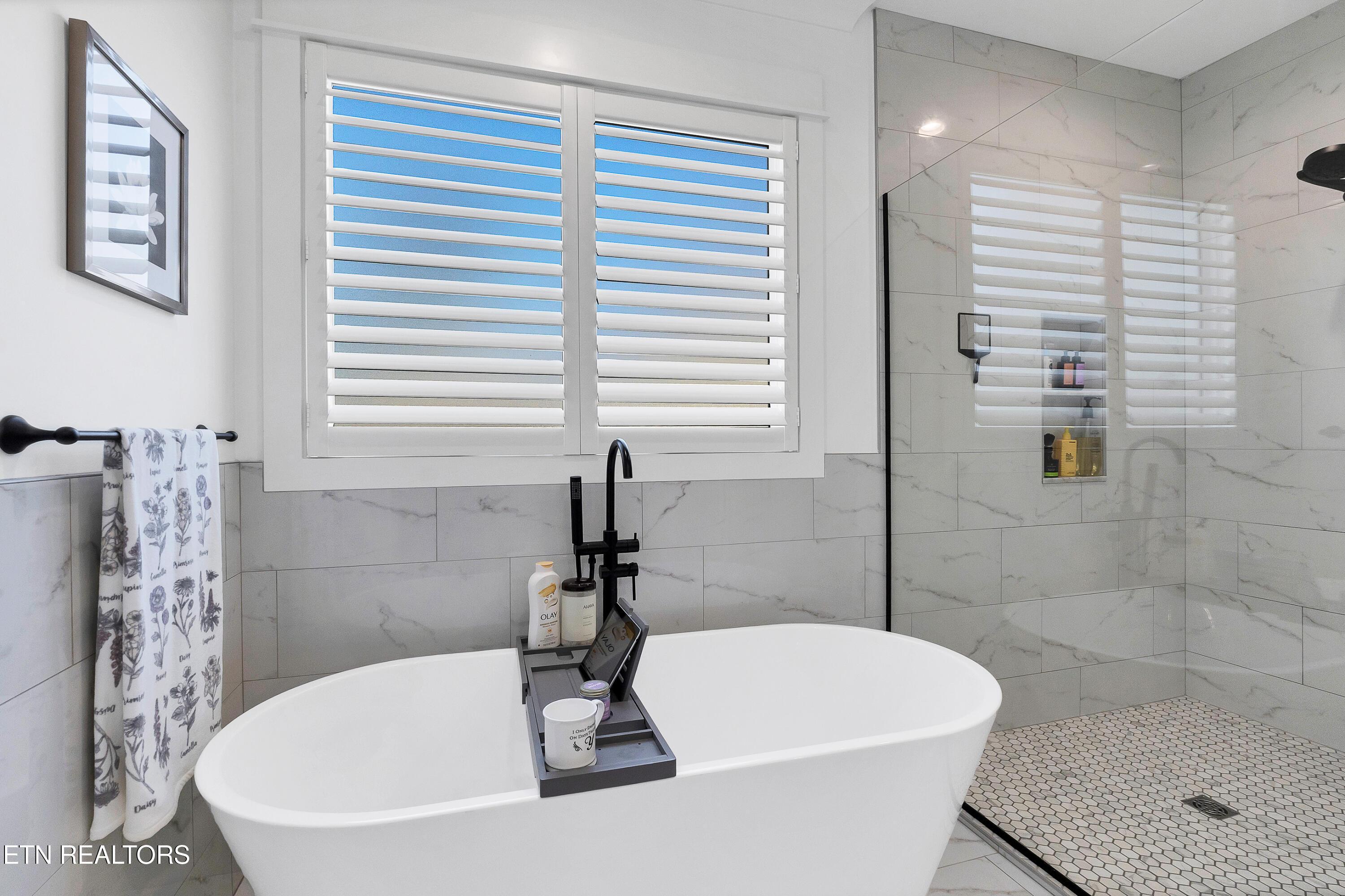 374 Mingo Way, Loudon, TN - Fort Loudoun and Tellico Lake Real Estate - Image# 37