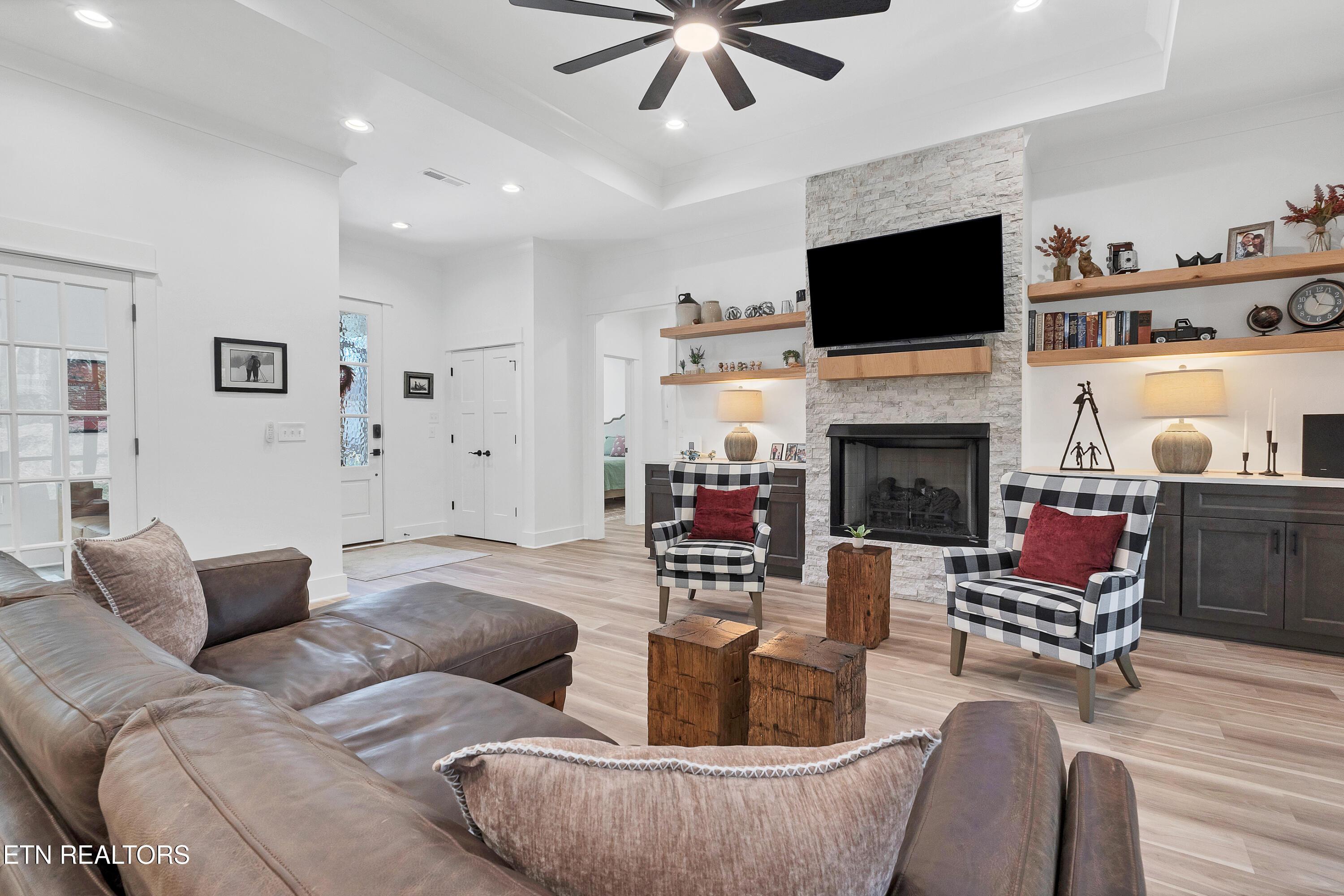 374 Mingo Way, Loudon, TN - Fort Loudoun and Tellico Lake Real Estate - Image# 8