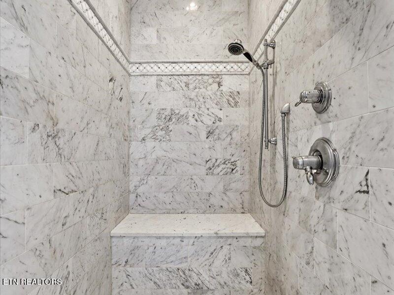 1719 Nighbert Lane, Knoxville, TN - Fort Loudoun and Tellico Lake Real Estate - Image# 31