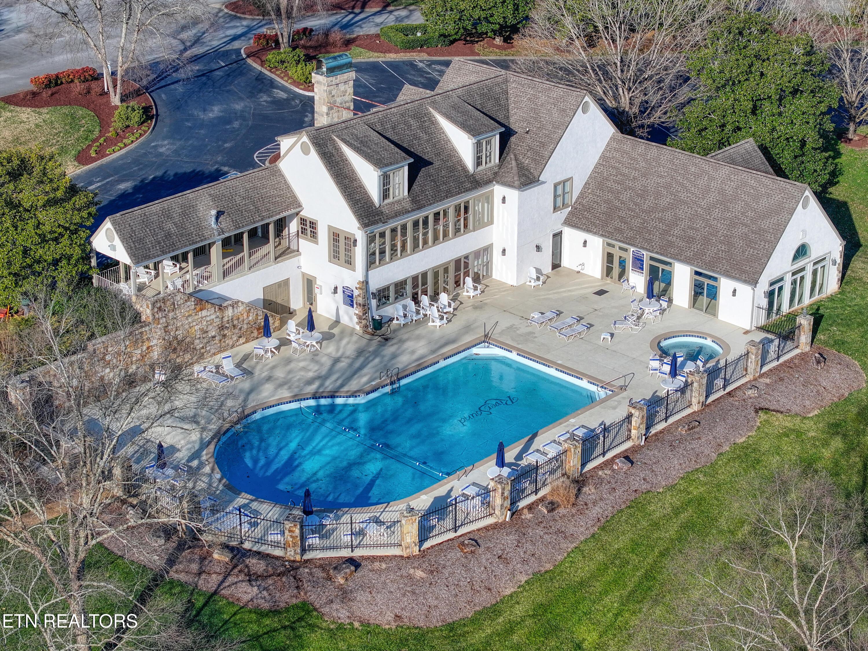 2113 Cottage Row Lane, Knoxville, TN - Fort Loudoun and Tellico Lake Real Estate - Image# 11