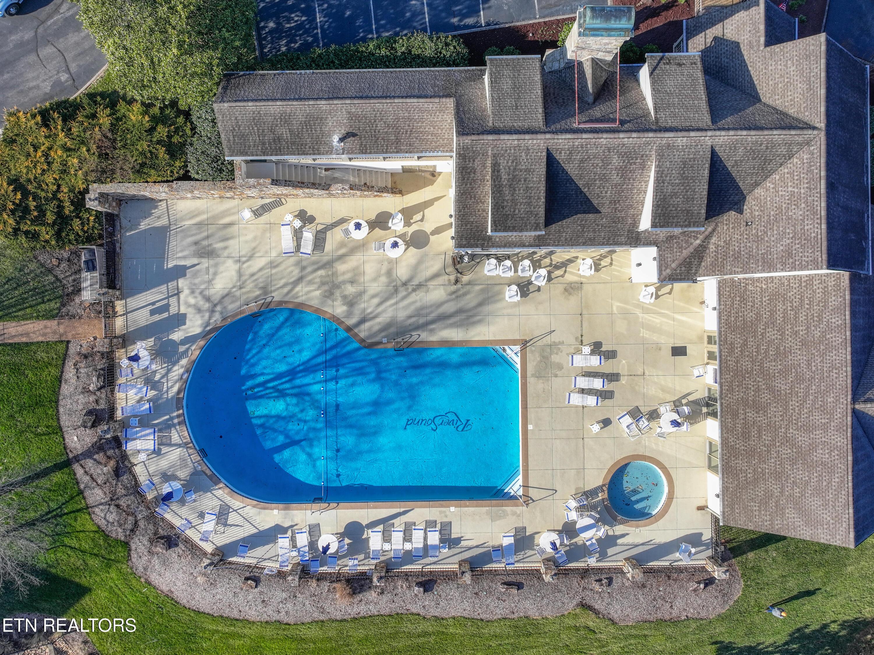 2113 Cottage Row Lane, Knoxville, TN - Fort Loudoun and Tellico Lake Real Estate - Image# 12