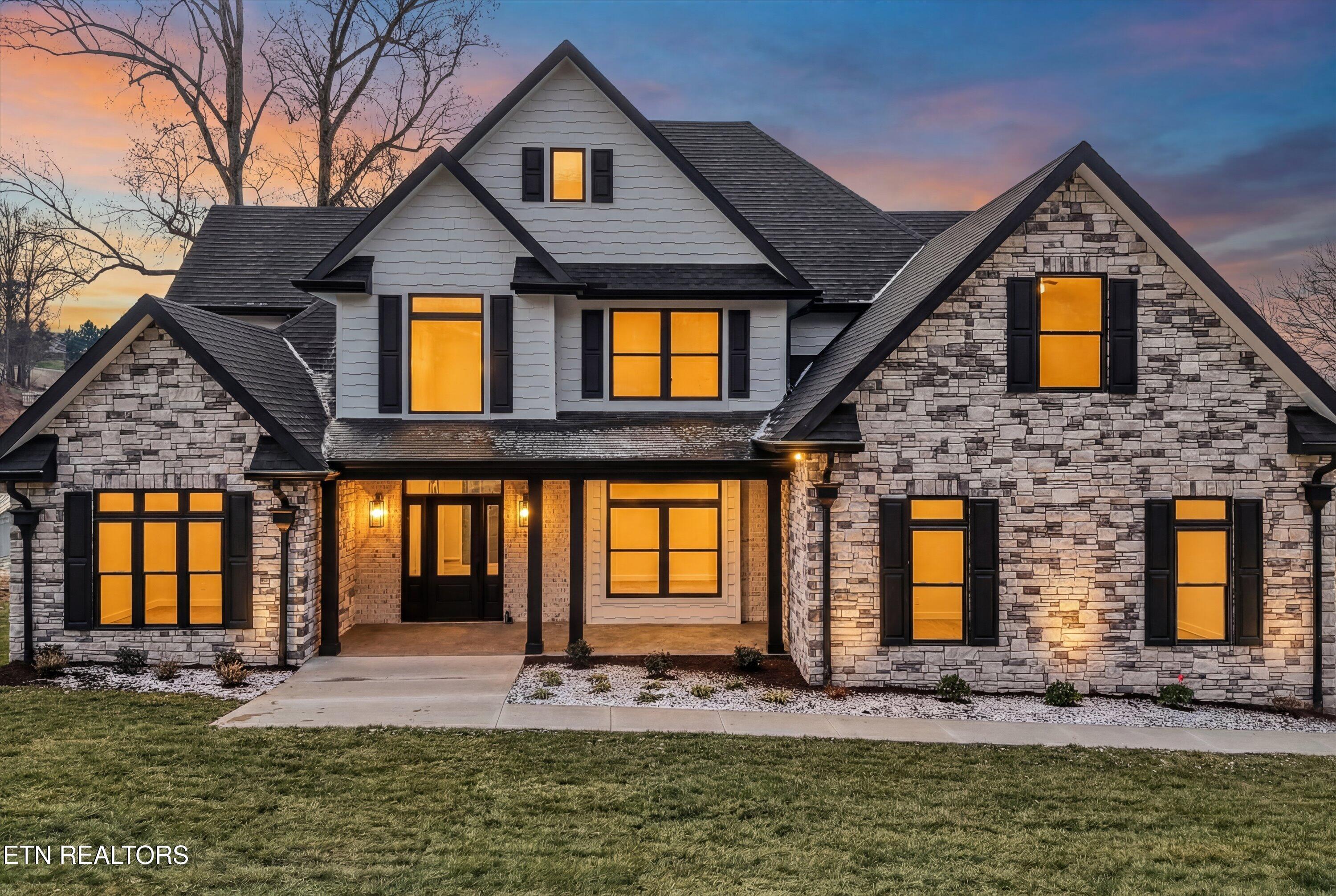 3956 Shipwatch Lane, Knoxville, TN