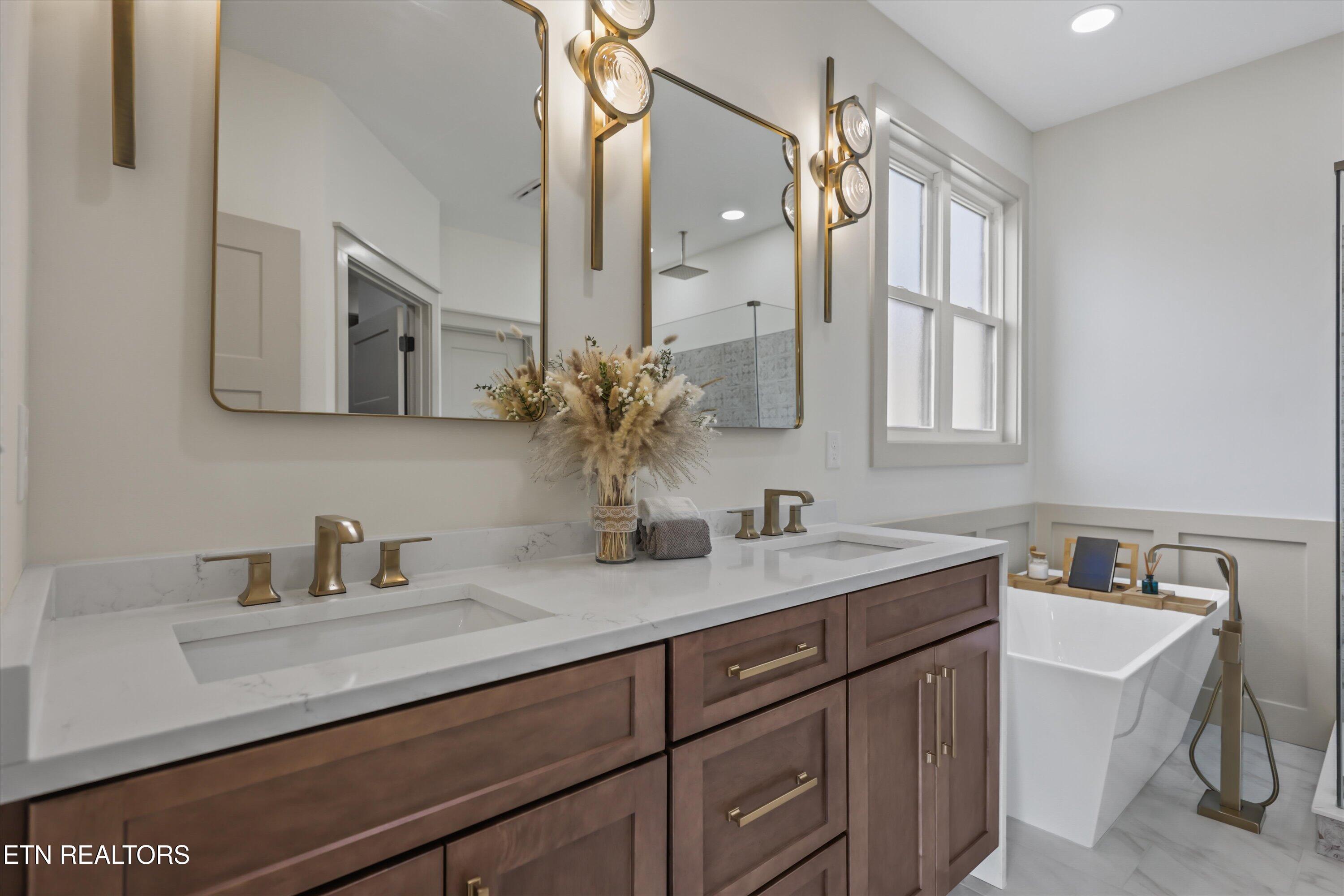 3956 Shipwatch Lane, Knoxville, TN - Fort Loudoun and Tellico Lake Real Estate - Image# 26