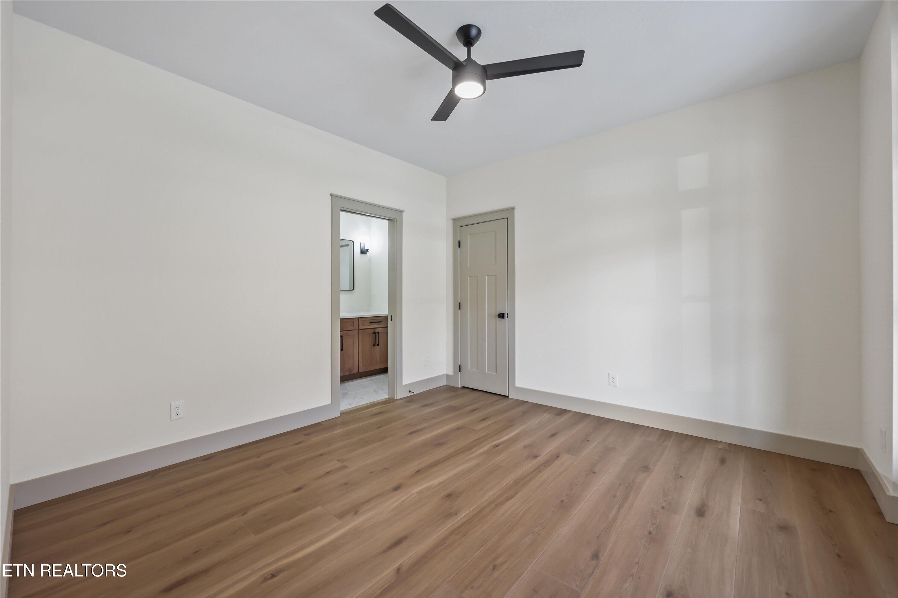 3956 Shipwatch Lane, Knoxville, TN - Fort Loudoun and Tellico Lake Real Estate - Image# 31