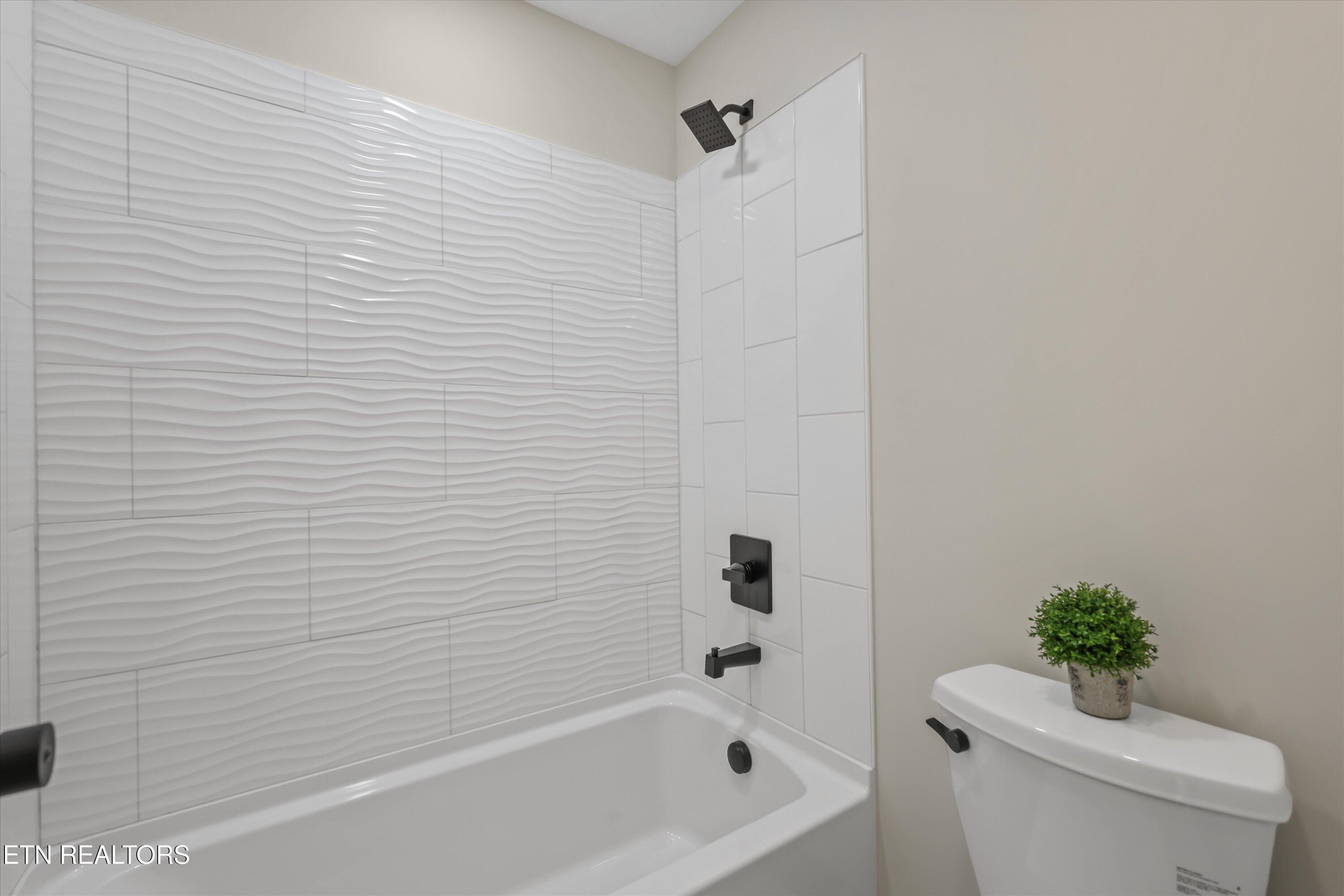 3956 Shipwatch Lane, Knoxville, TN - Fort Loudoun and Tellico Lake Real Estate - Image# 39