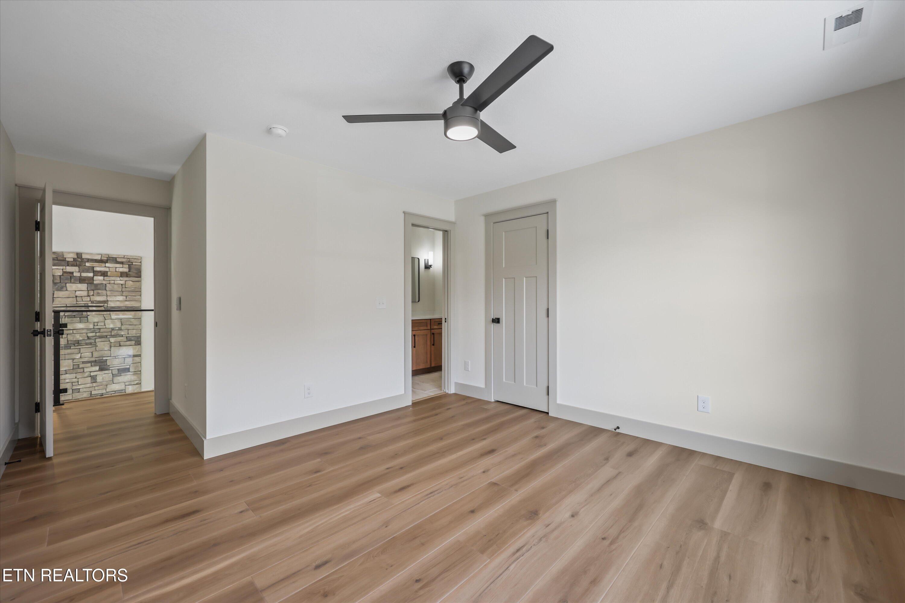 3956 Shipwatch Lane, Knoxville, TN - Fort Loudoun and Tellico Lake Real Estate - Image# 43