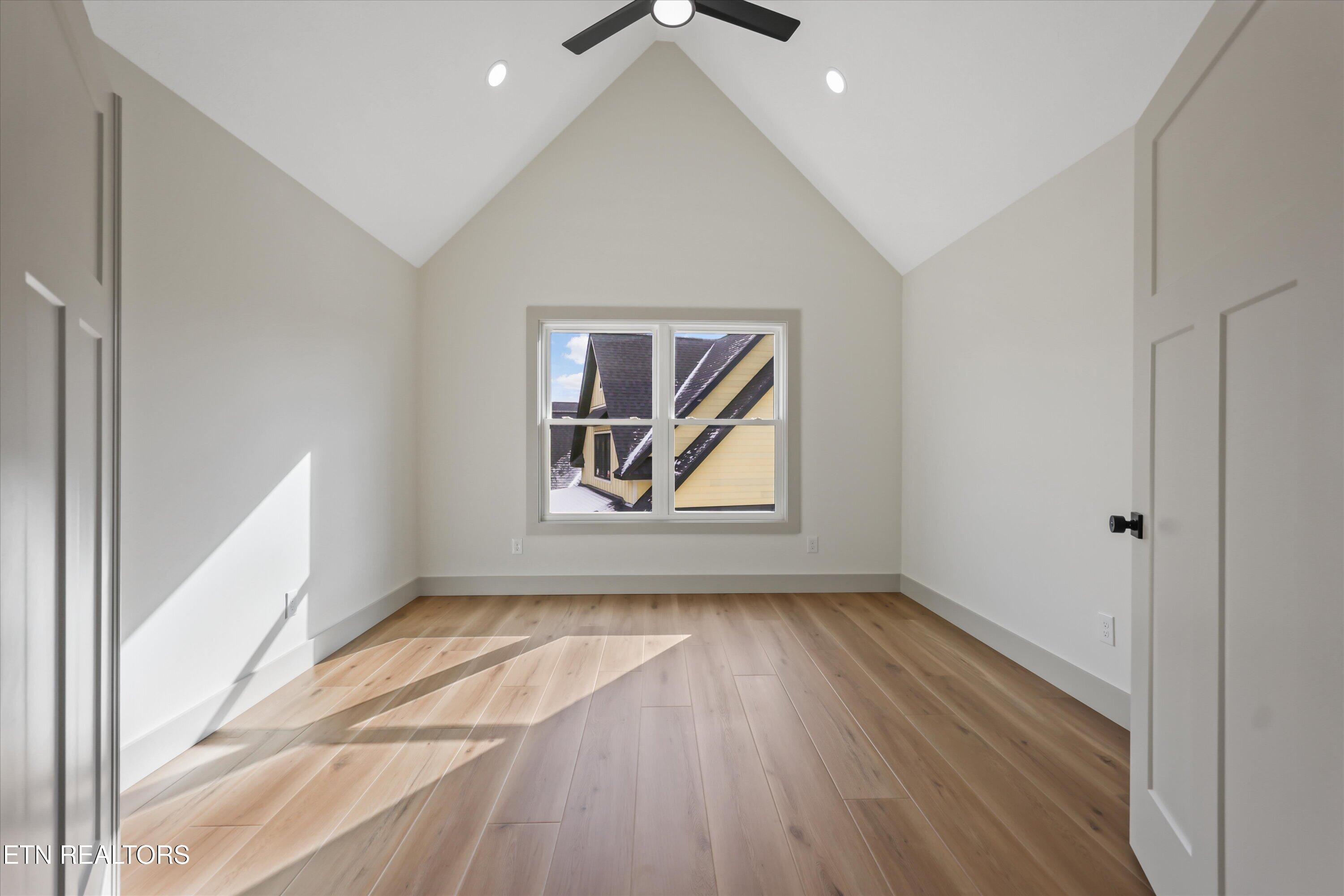 3956 Shipwatch Lane, Knoxville, TN - Fort Loudoun and Tellico Lake Real Estate - Image# 44