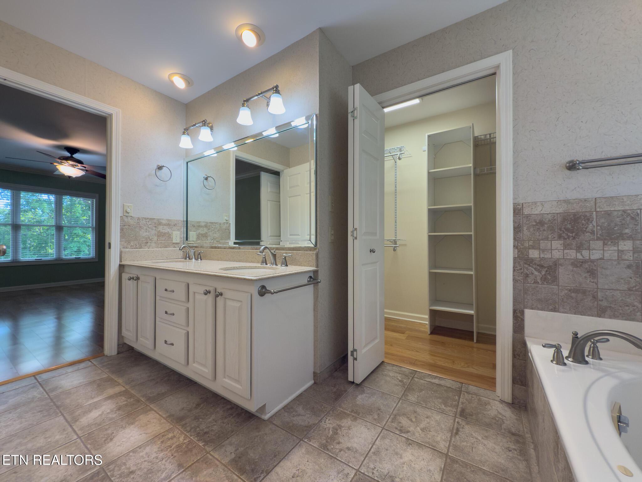 Fort Loudoun and Tellico Lake Real Estate - Image# 16