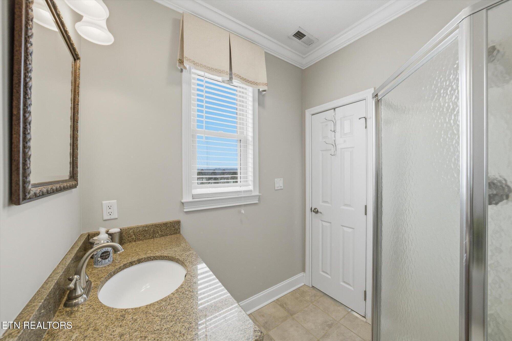 3731 Shipwatch Lane, Knoxville, TN - Fort Loudoun and Tellico Lake Real Estate - Image# 40