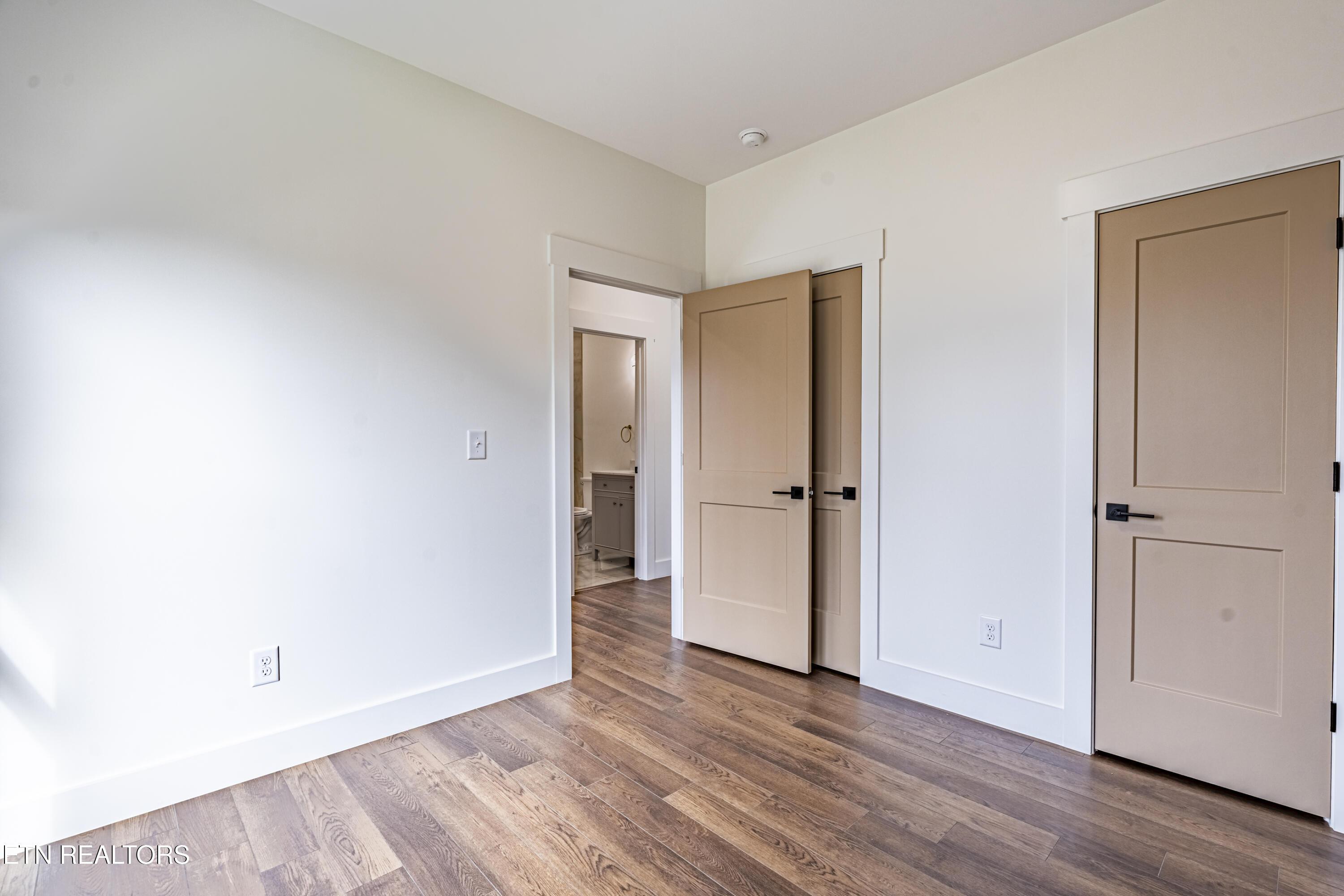 703 SW Redwine St, Knoxville, TN - Fort Loudoun and Tellico Lake Real Estate - Image# 29