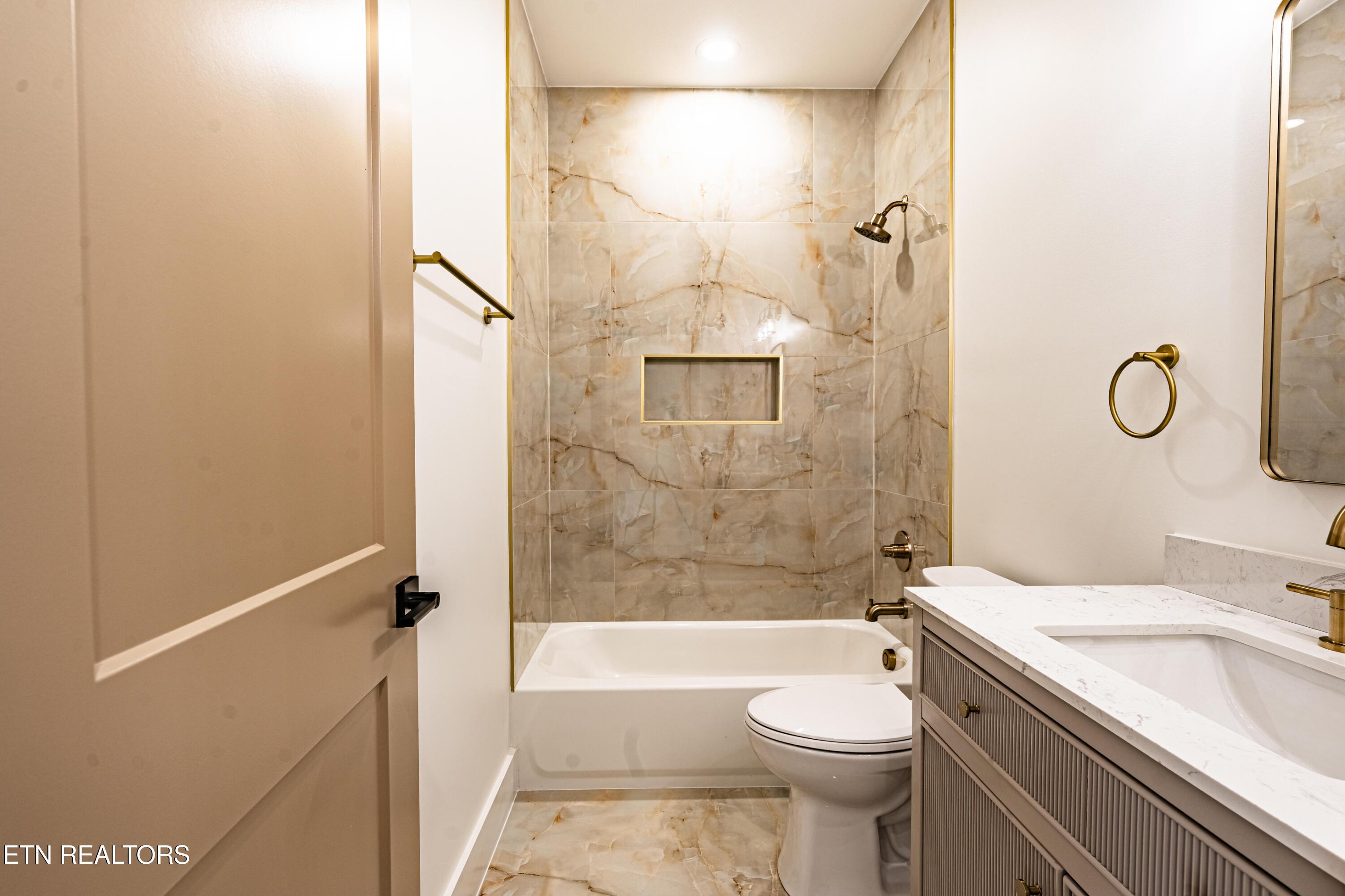 703 SW Redwine St, Knoxville, TN - Fort Loudoun and Tellico Lake Real Estate - Image# 32