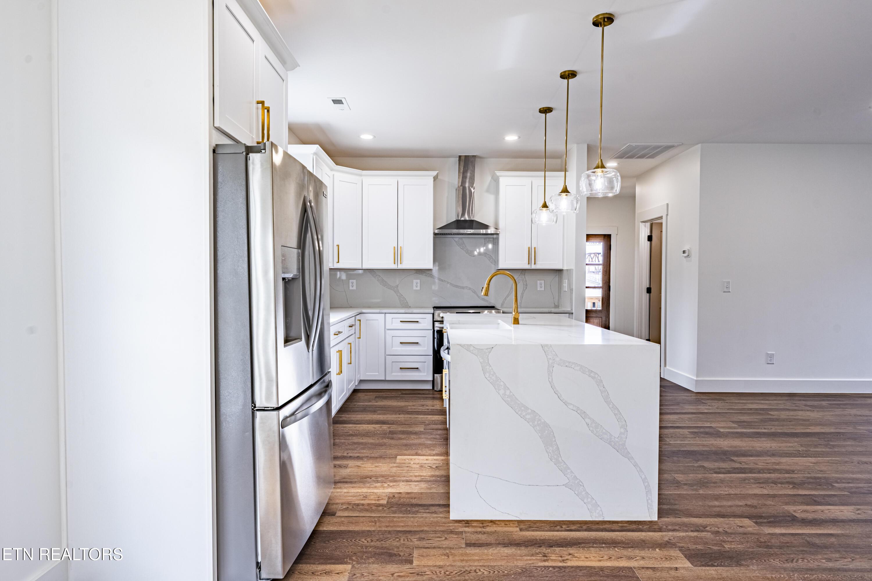 703 SW Redwine St, Knoxville, TN - Fort Loudoun and Tellico Lake Real Estate - Image# 18