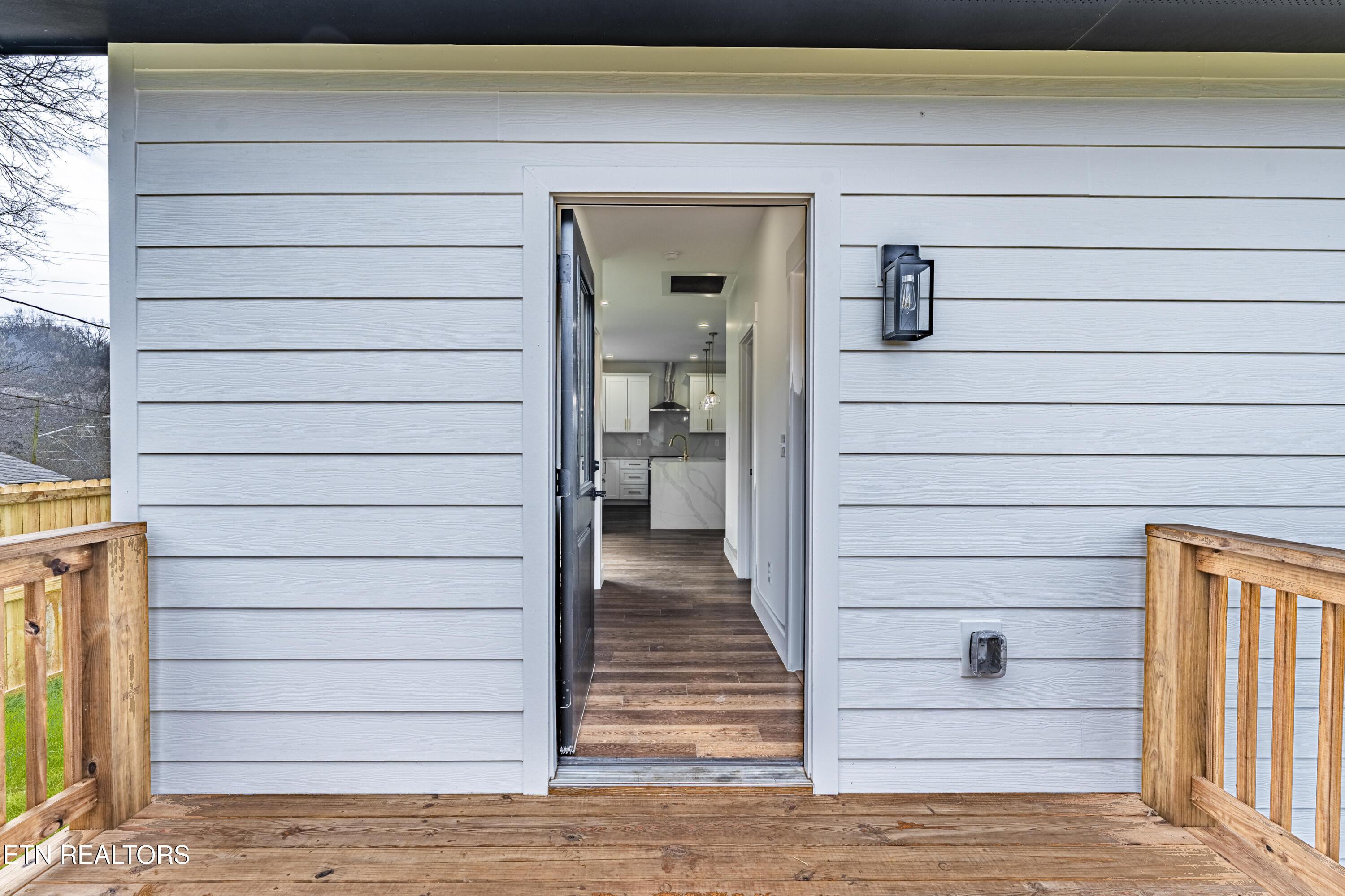 703 SW Redwine St, Knoxville, TN - Fort Loudoun and Tellico Lake Real Estate - Image# 35